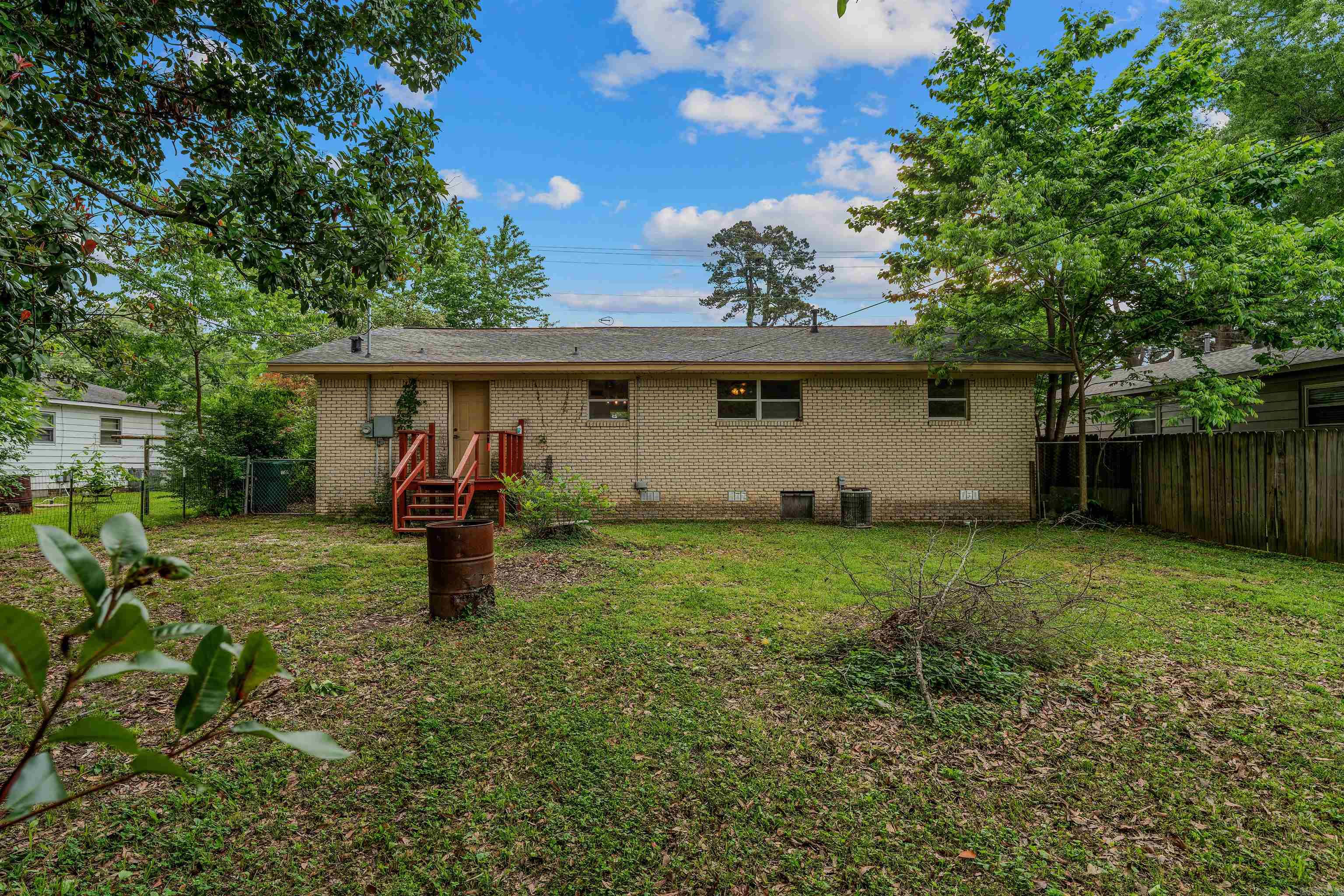 2020 W Sevier  Benton, AR