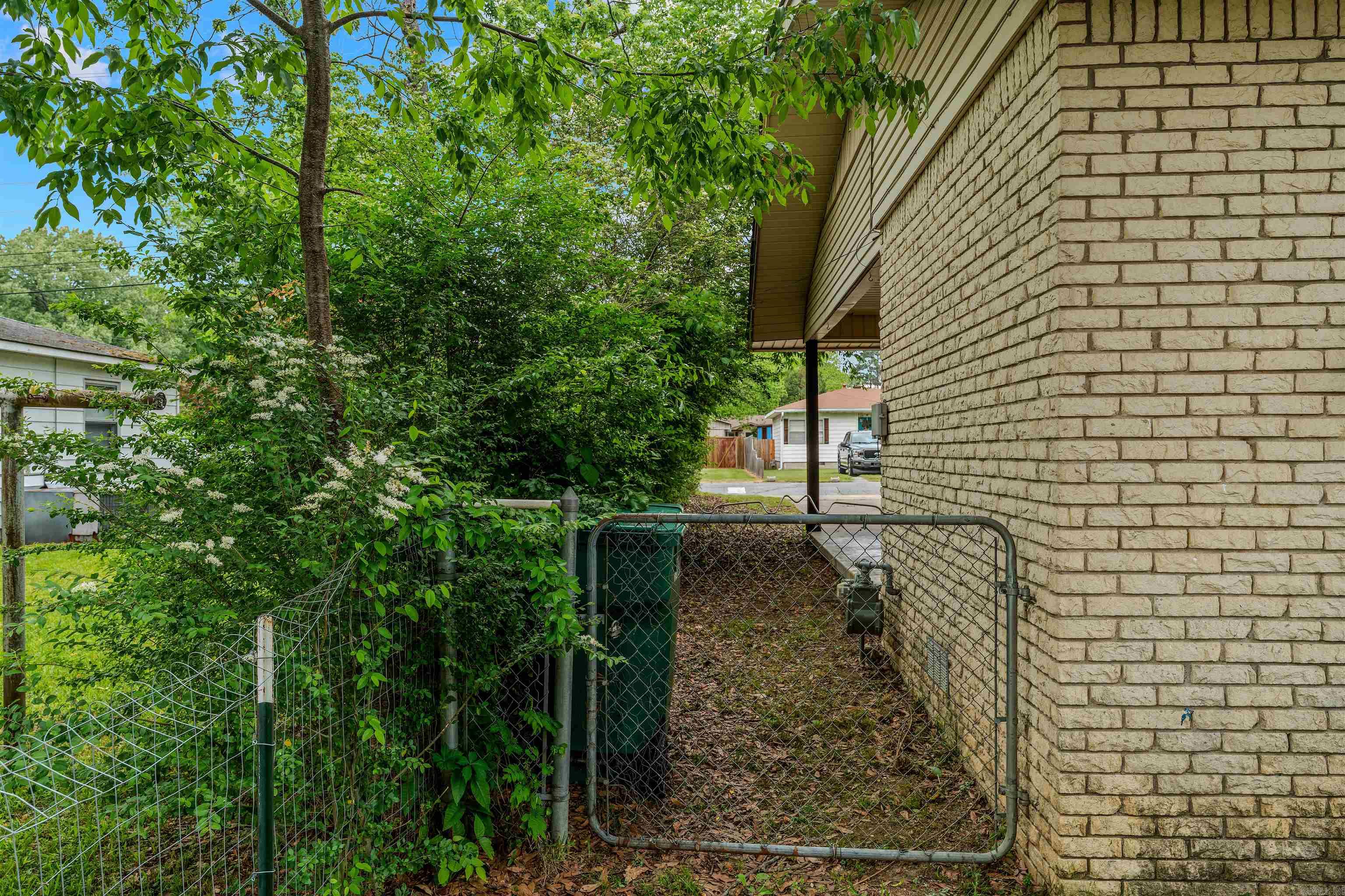 2020 W Sevier  Benton, AR