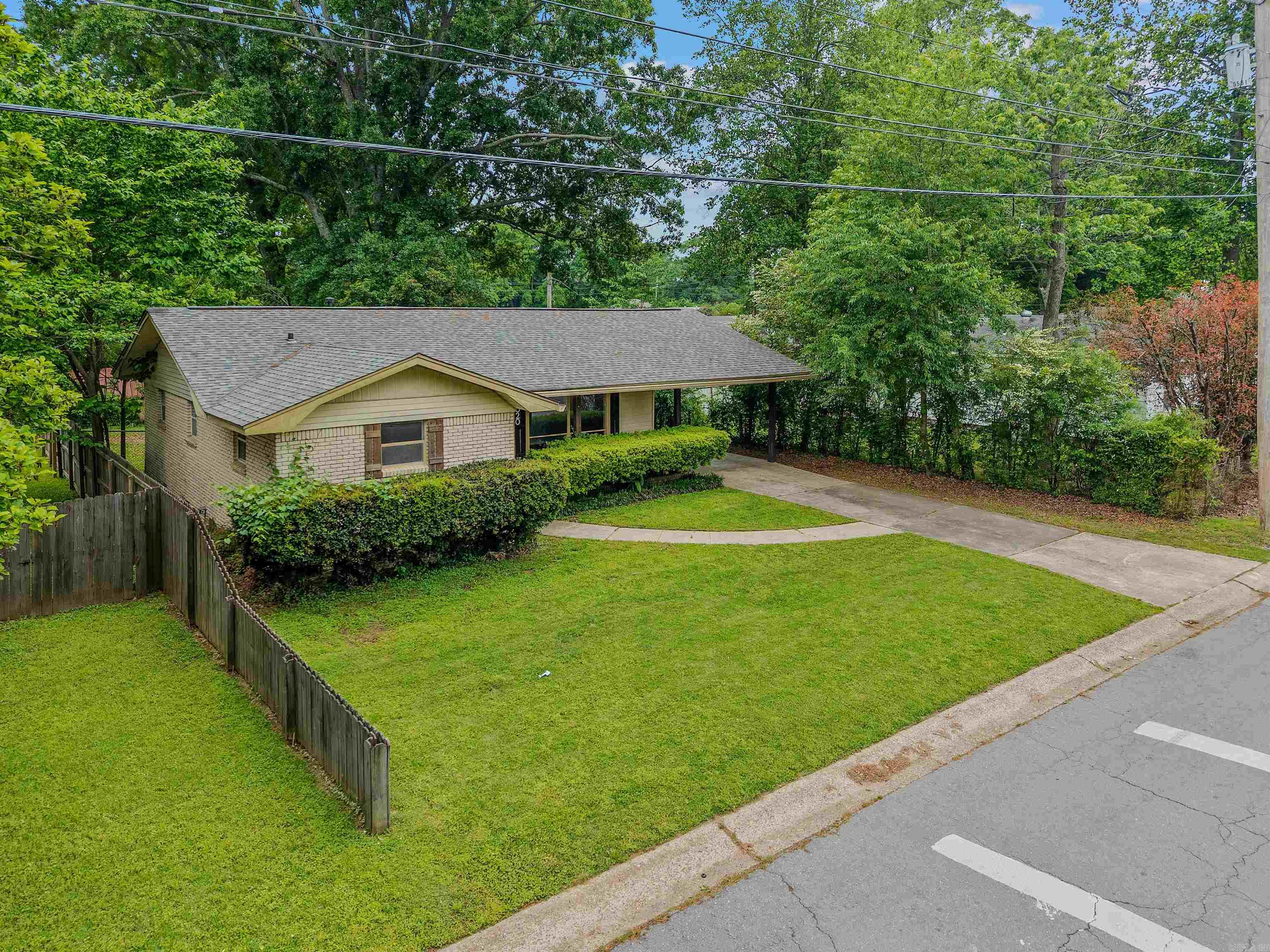 2020 W Sevier  Benton, AR