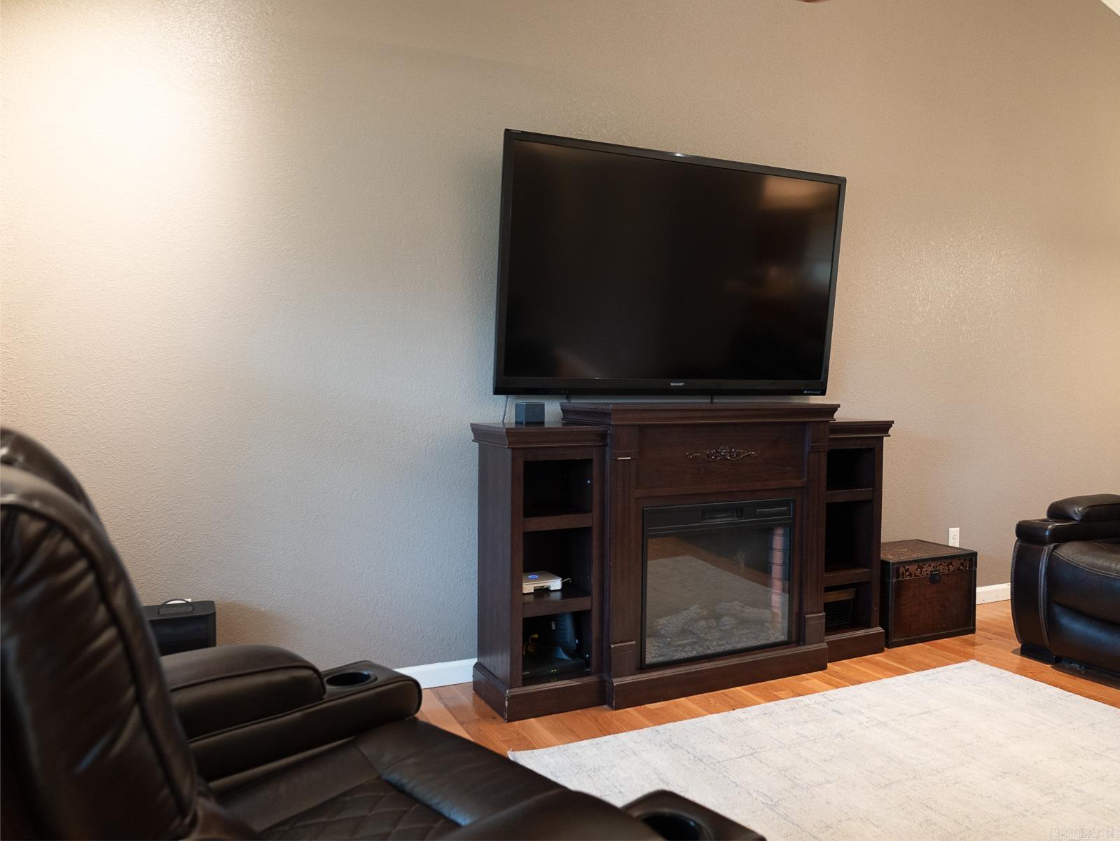 20 Pure Country Rd.  Greers Ferry, AR