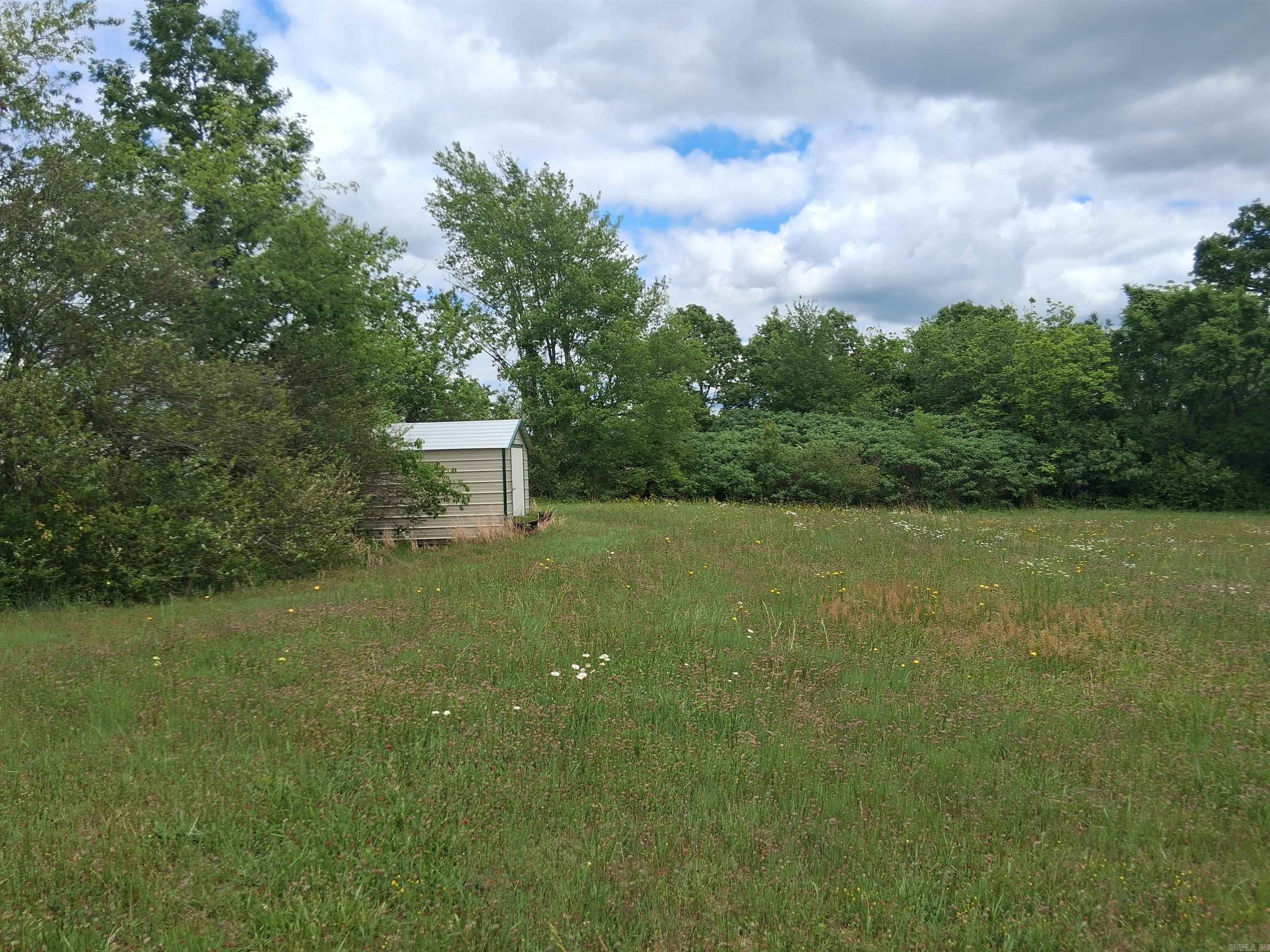 206 MEADOW VIEW DR  Mountain View, AR