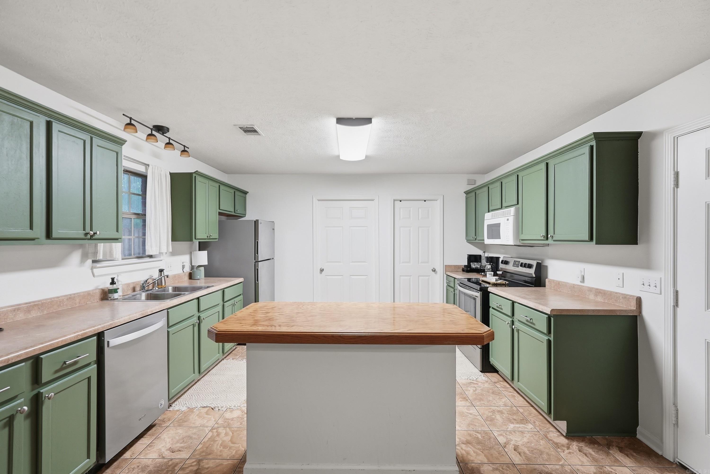 44 Blair  Vilonia, AR