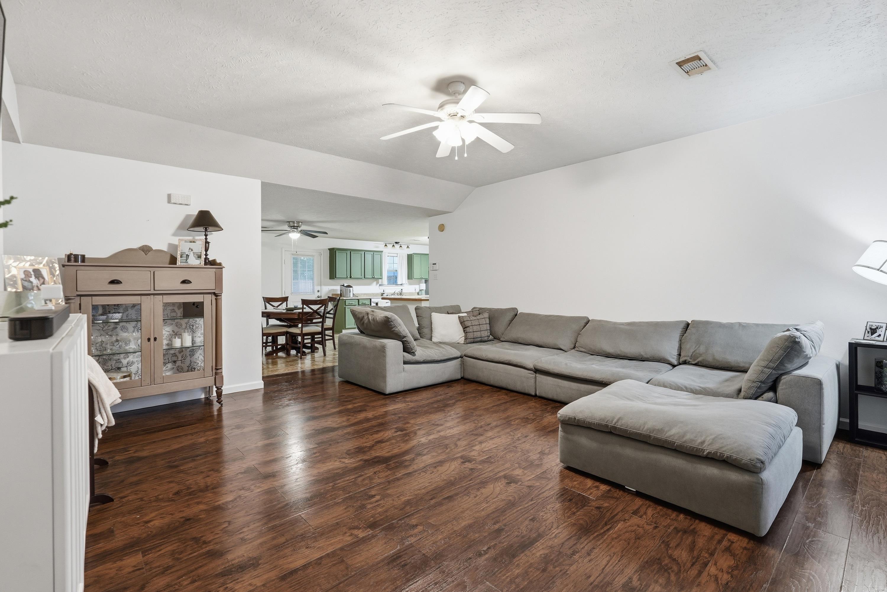 44 Blair  Vilonia, AR