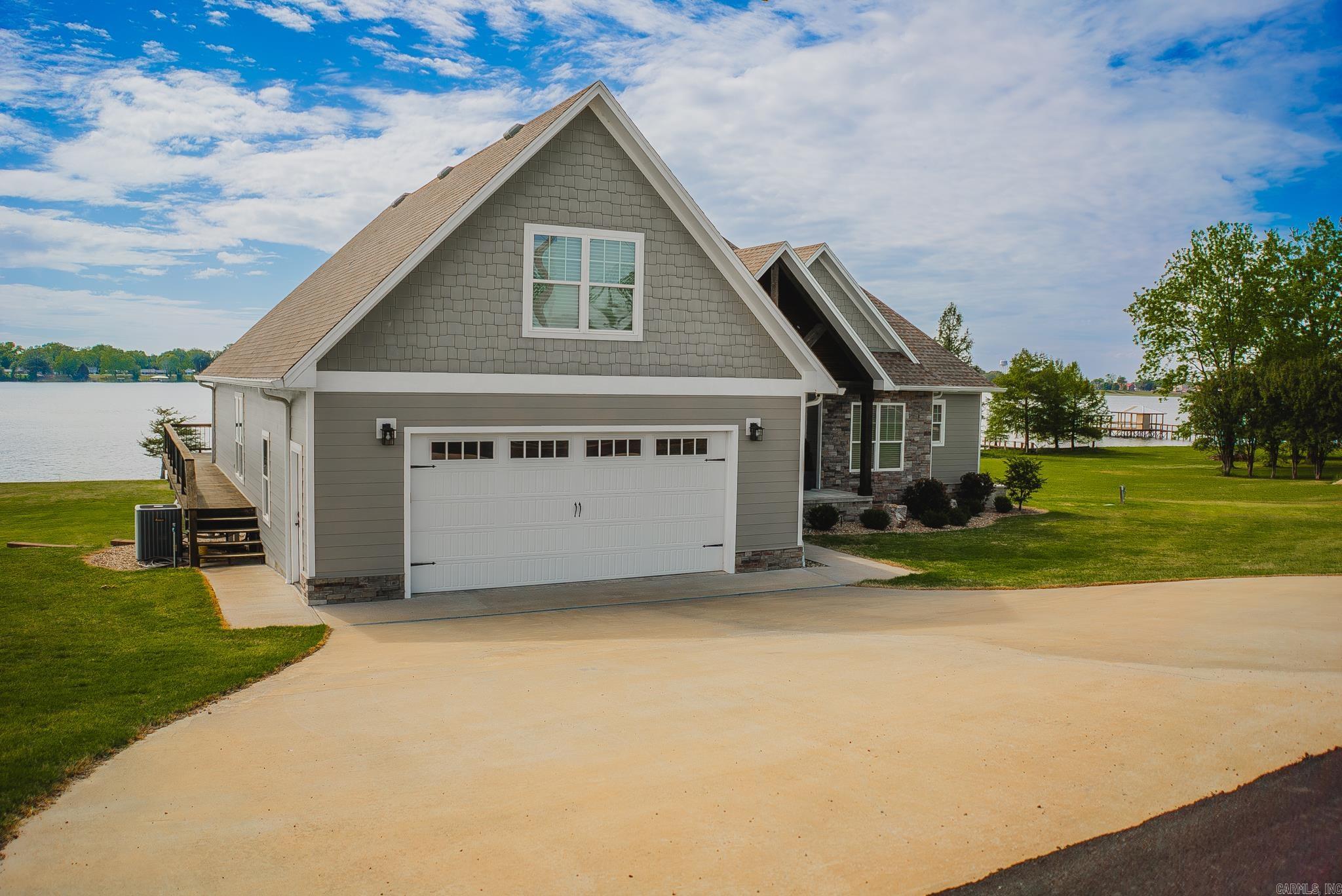 1751 Lakehall  Lake Village, AR