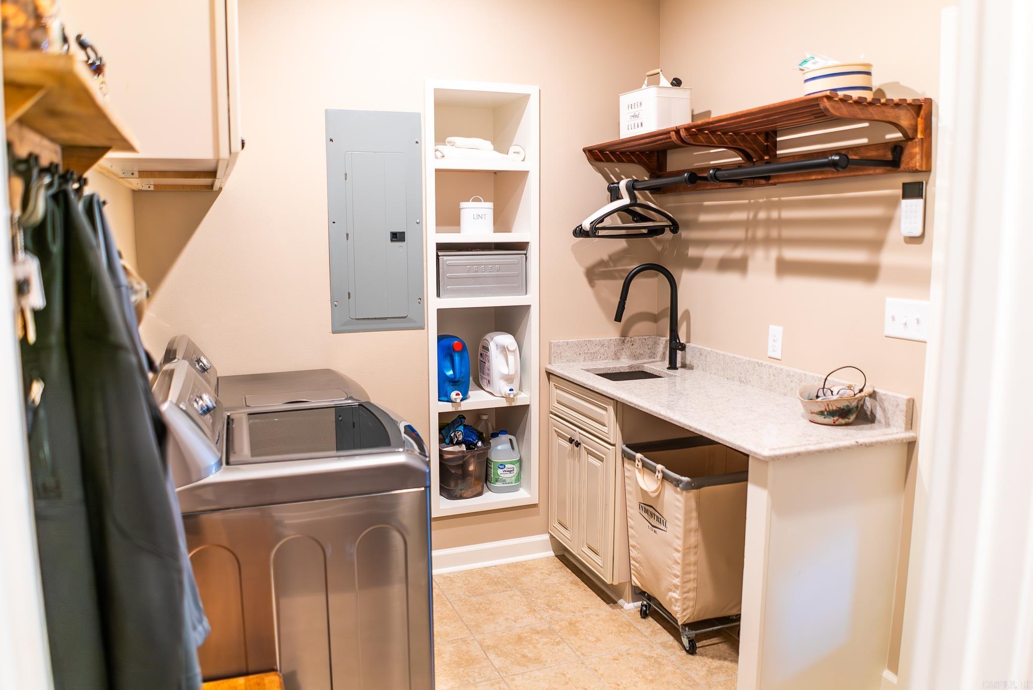 1751 Lakehall  Lake Village, AR