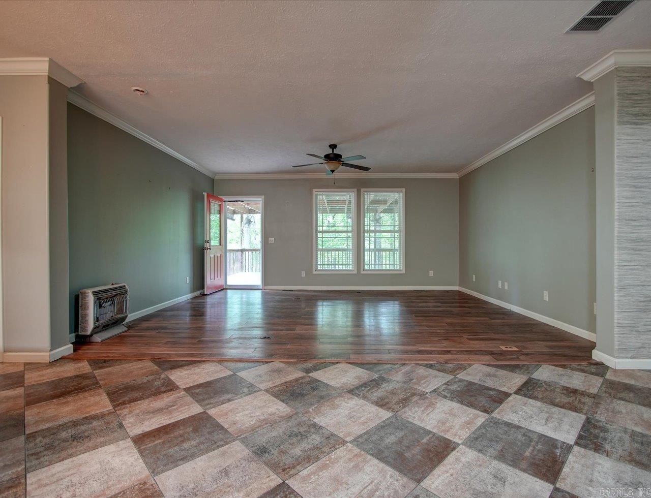 48 Shambley  Mount Ida, AR