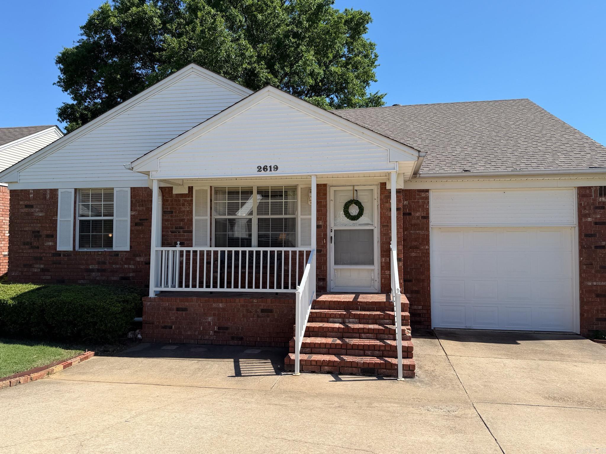 2619  Oak Meadow Place  Searcy, AR