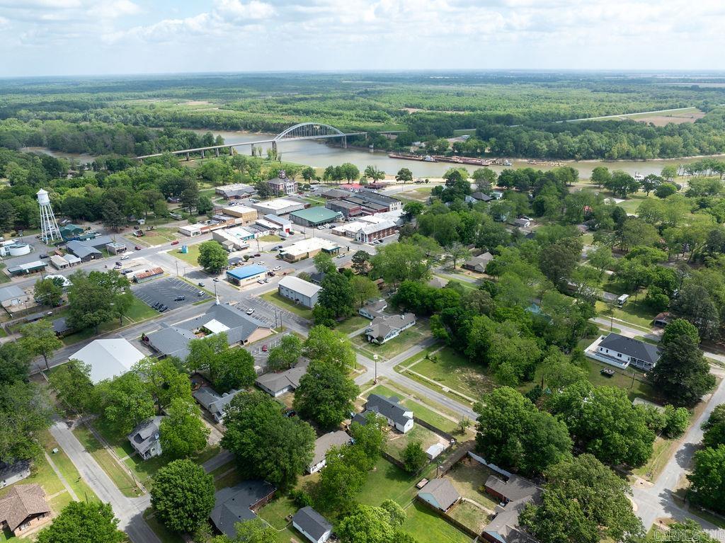 404 W Curran  Des Arc, AR