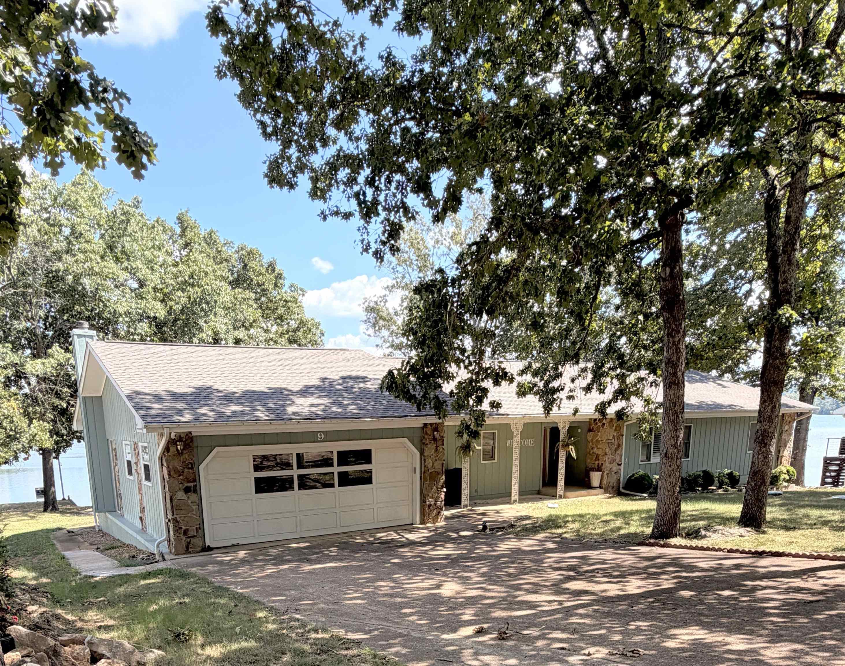 9 Keosauqua Drive Cherokee Village, AR 72529