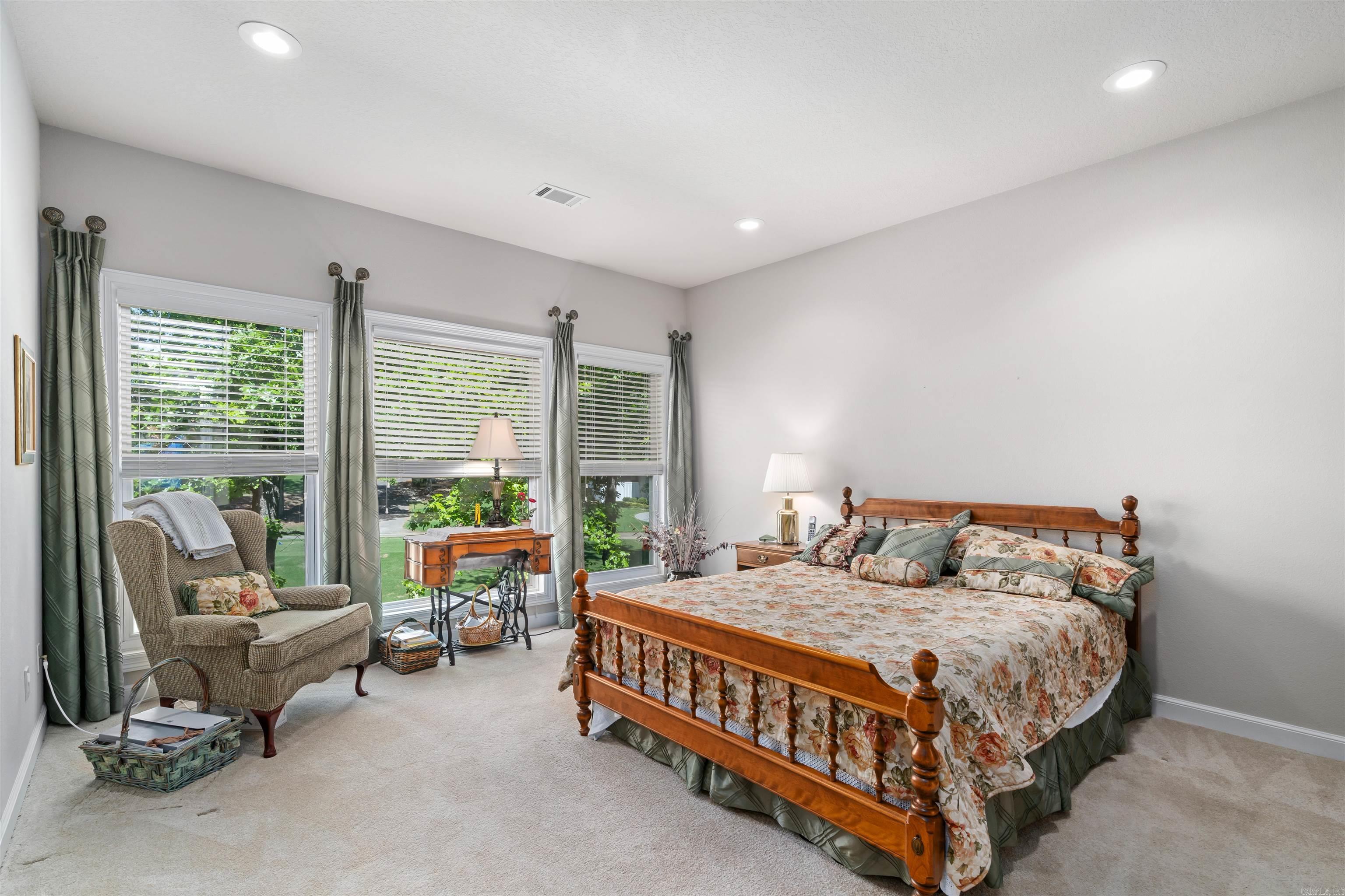 4 Quieto  Hot Springs Village, AR