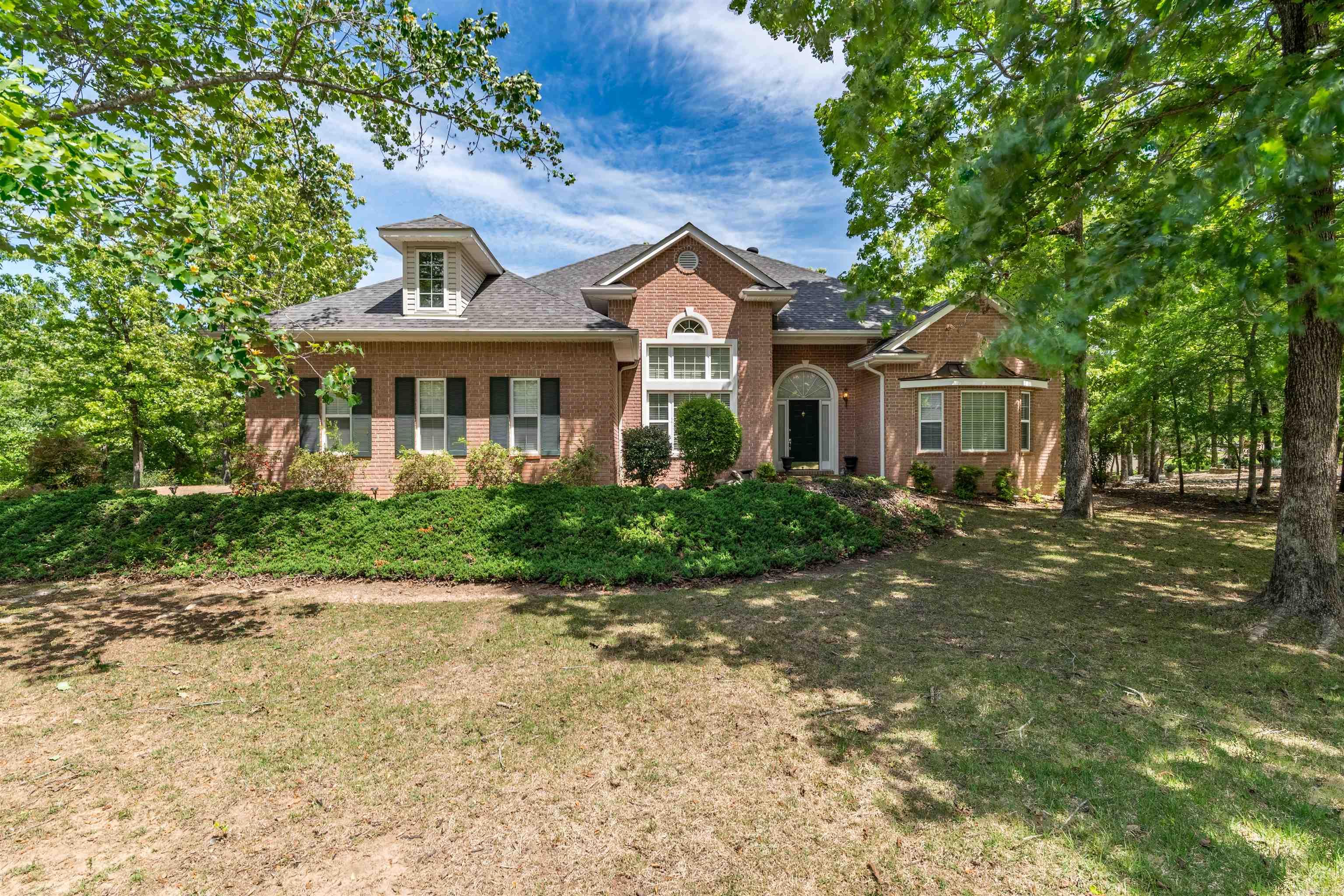 4 Quieto  Hot Springs Village, AR