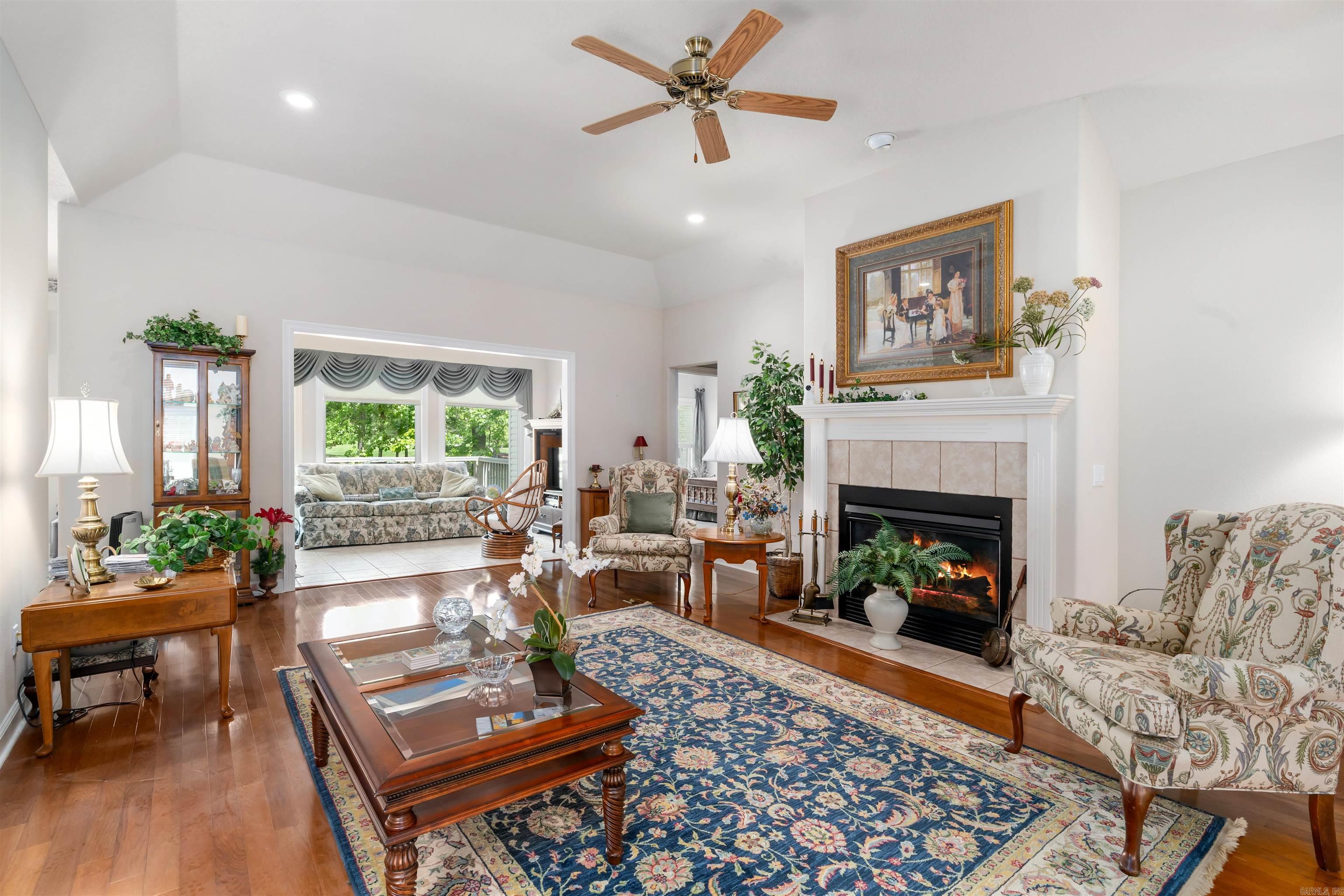 4 Quieto  Hot Springs Village, AR