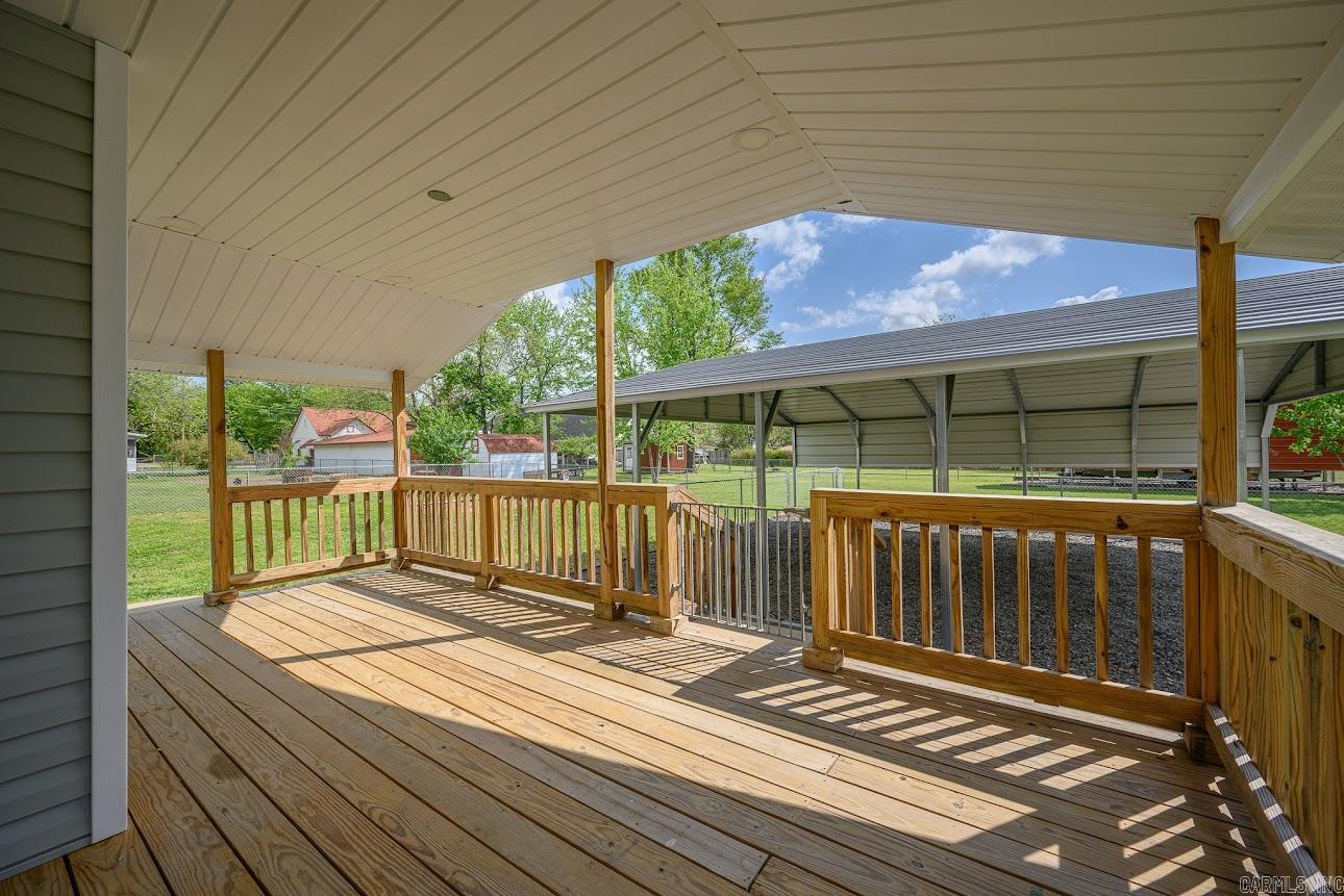 300 Reine Str.  Mena, AR