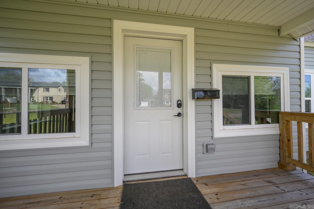 300 Reine Str.  Mena, AR