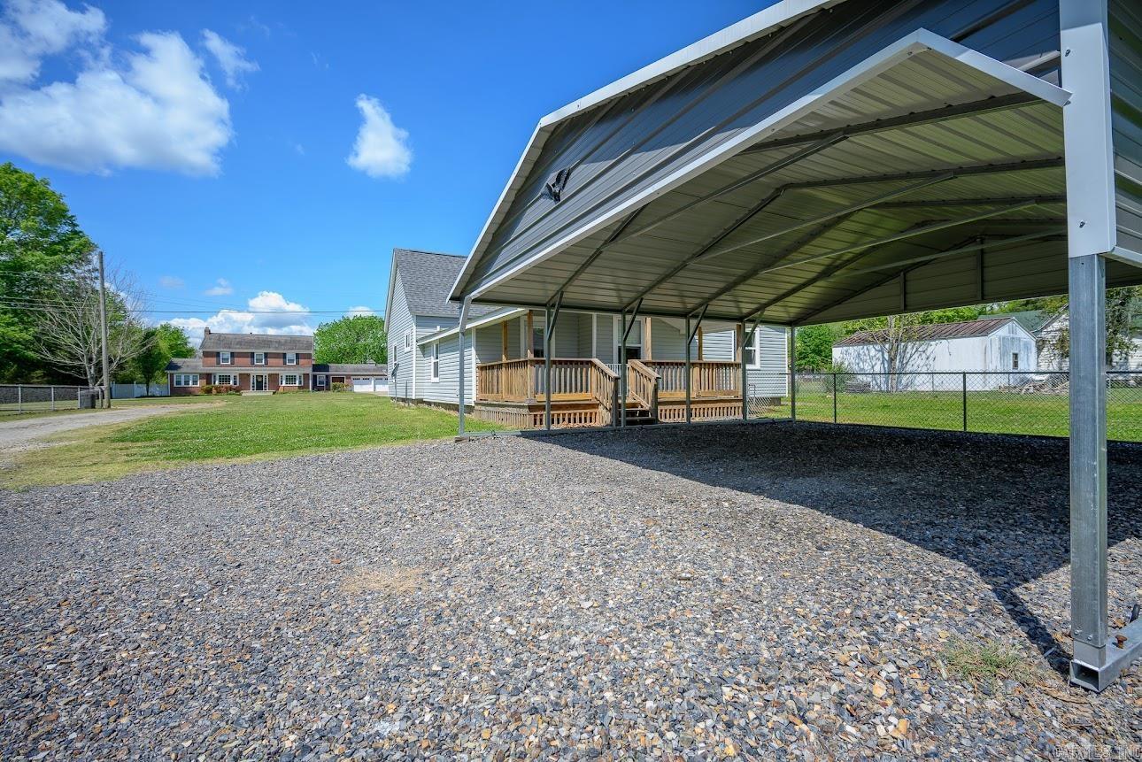 300 Reine Str.  Mena, AR