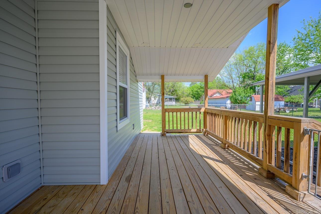 300 Reine Str.  Mena, AR