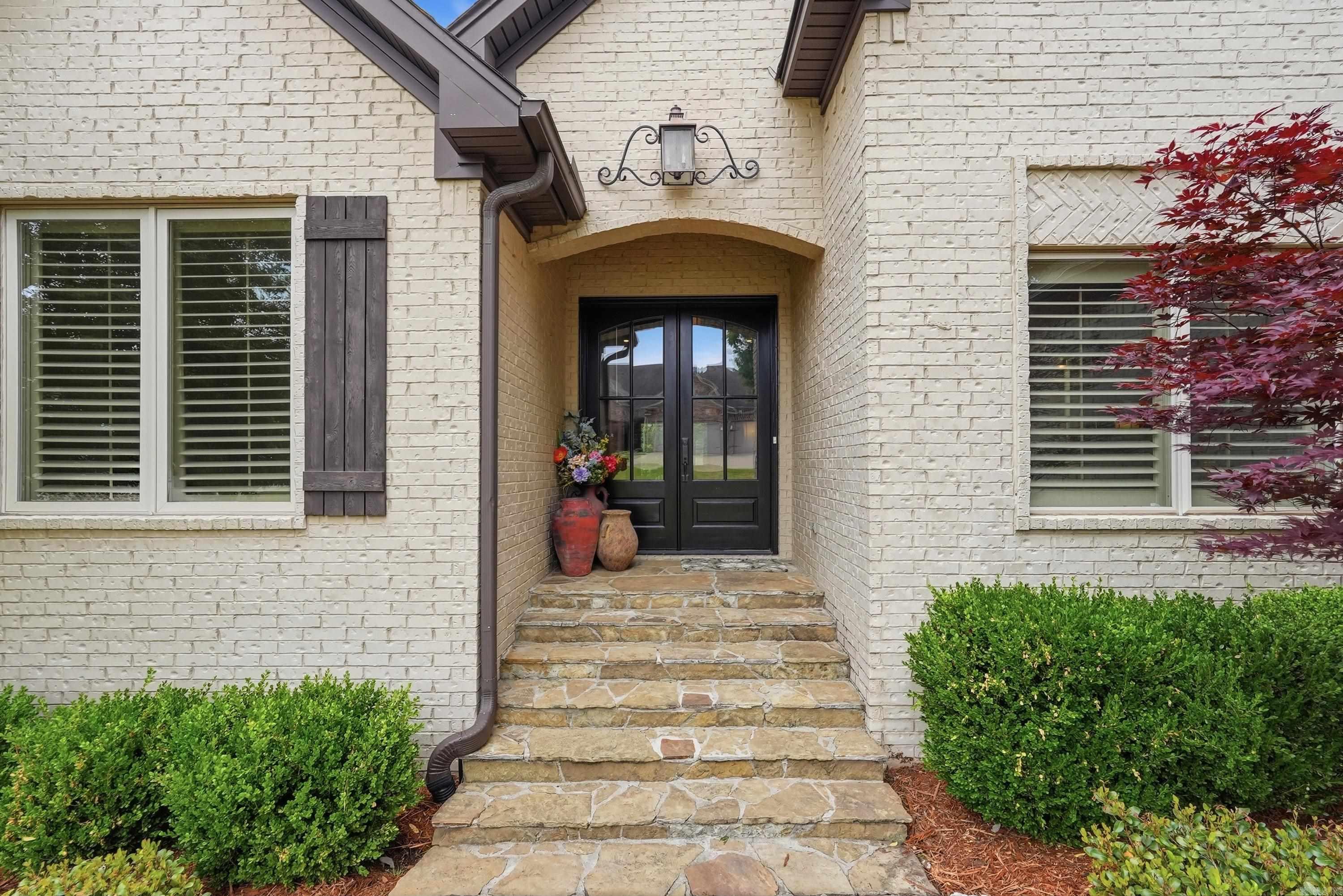 32 Winthrop  Little Rock, AR