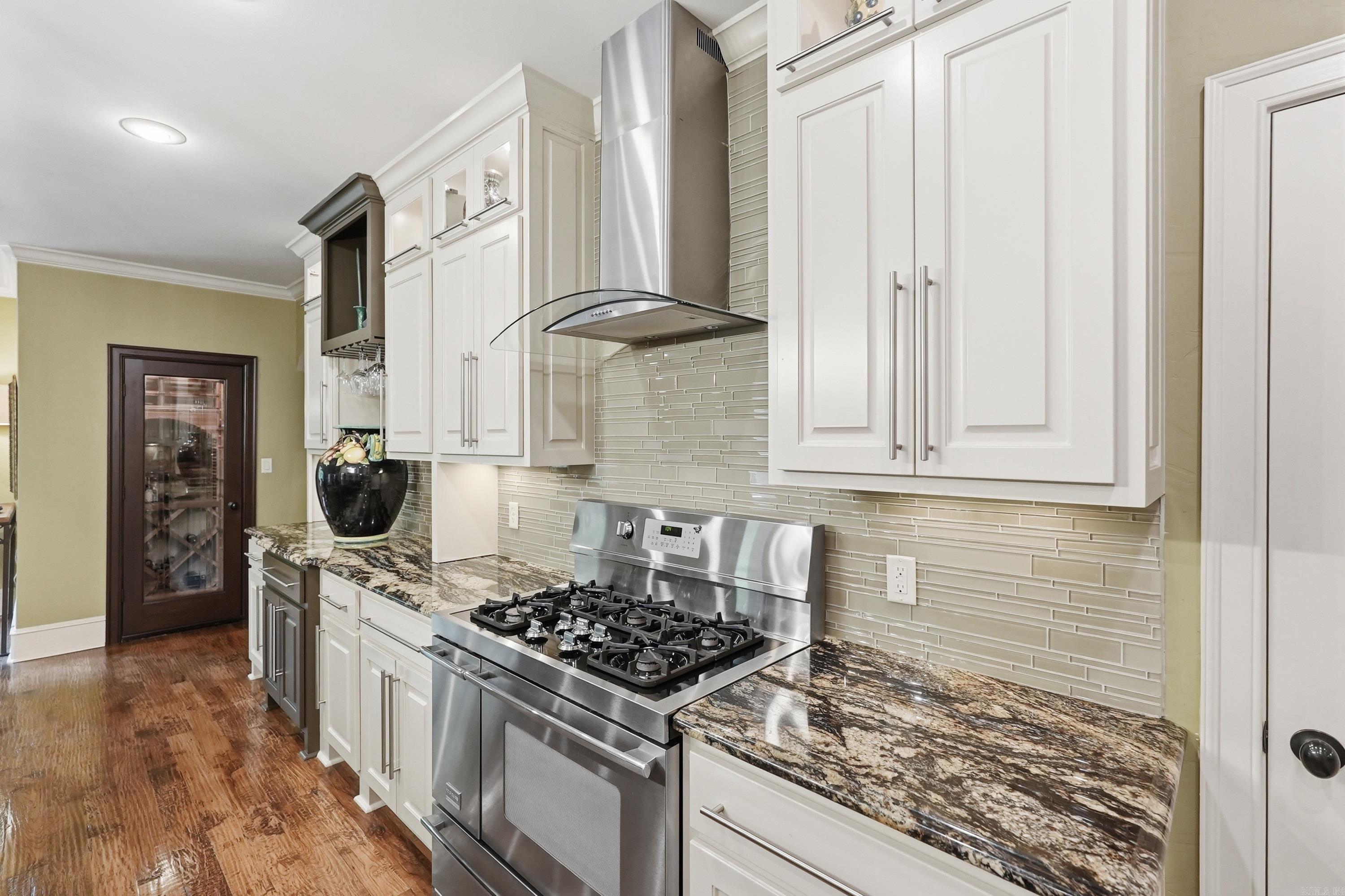 32 Winthrop  Little Rock, AR