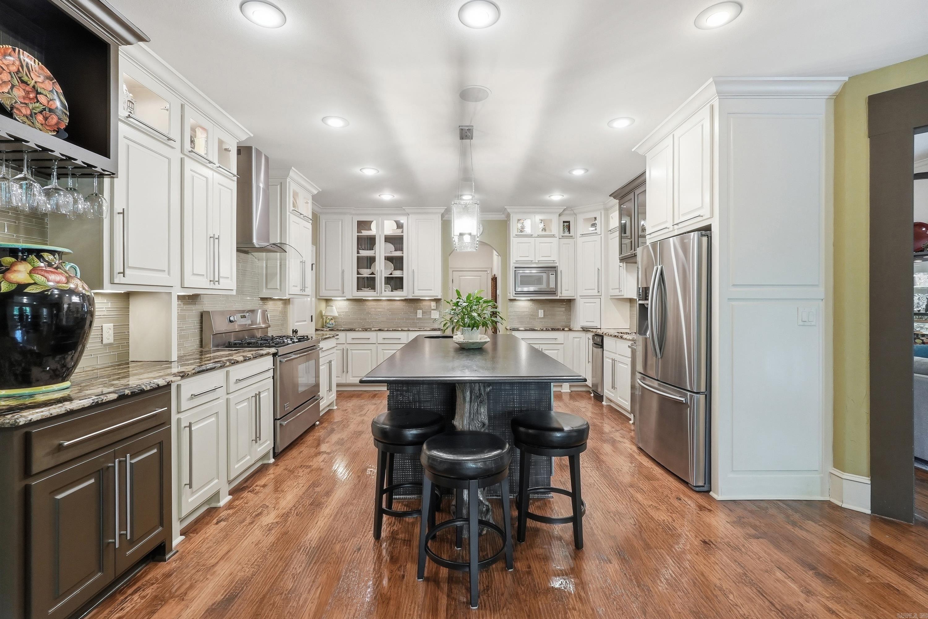 32 Winthrop  Little Rock, AR