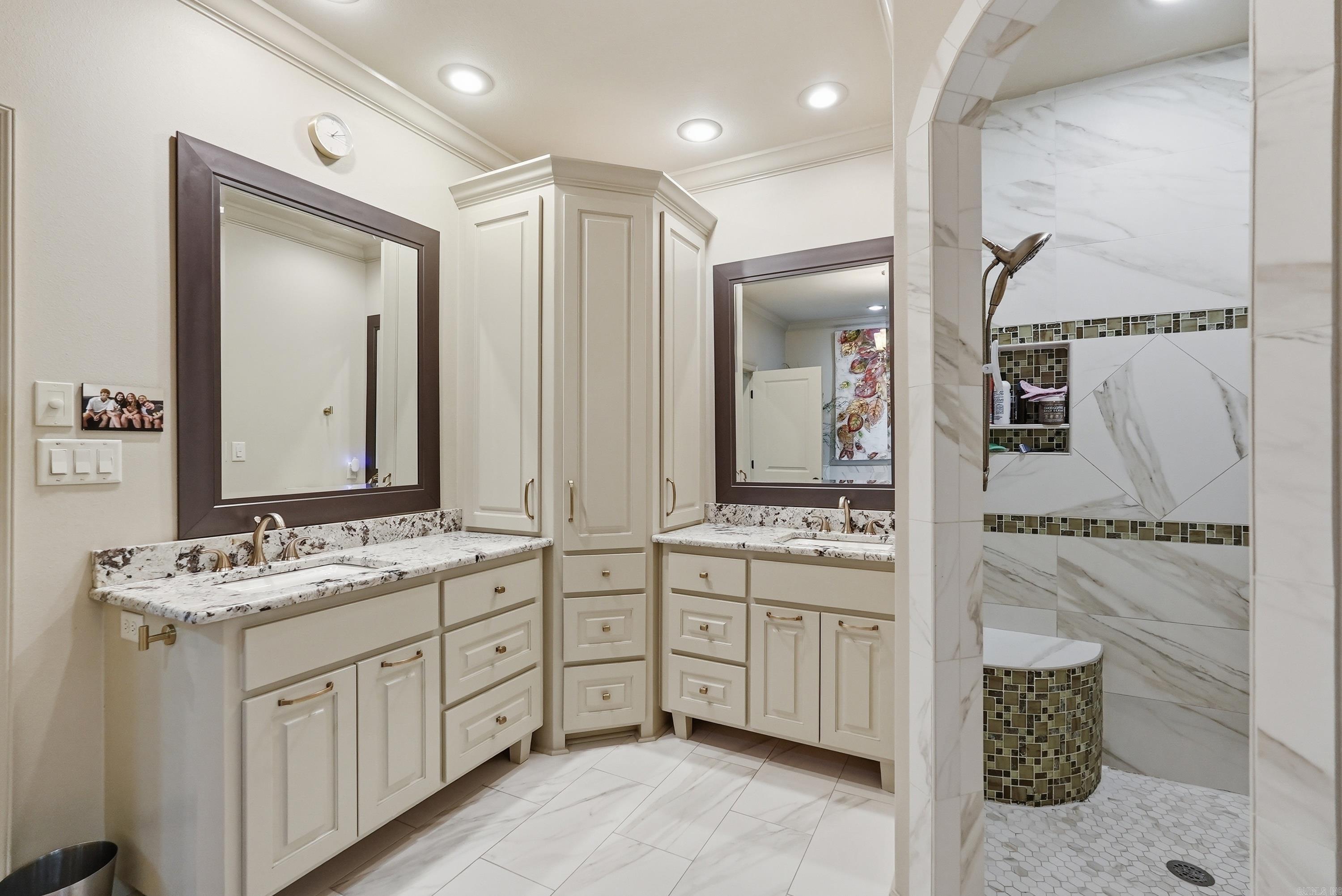 32 Winthrop  Little Rock, AR