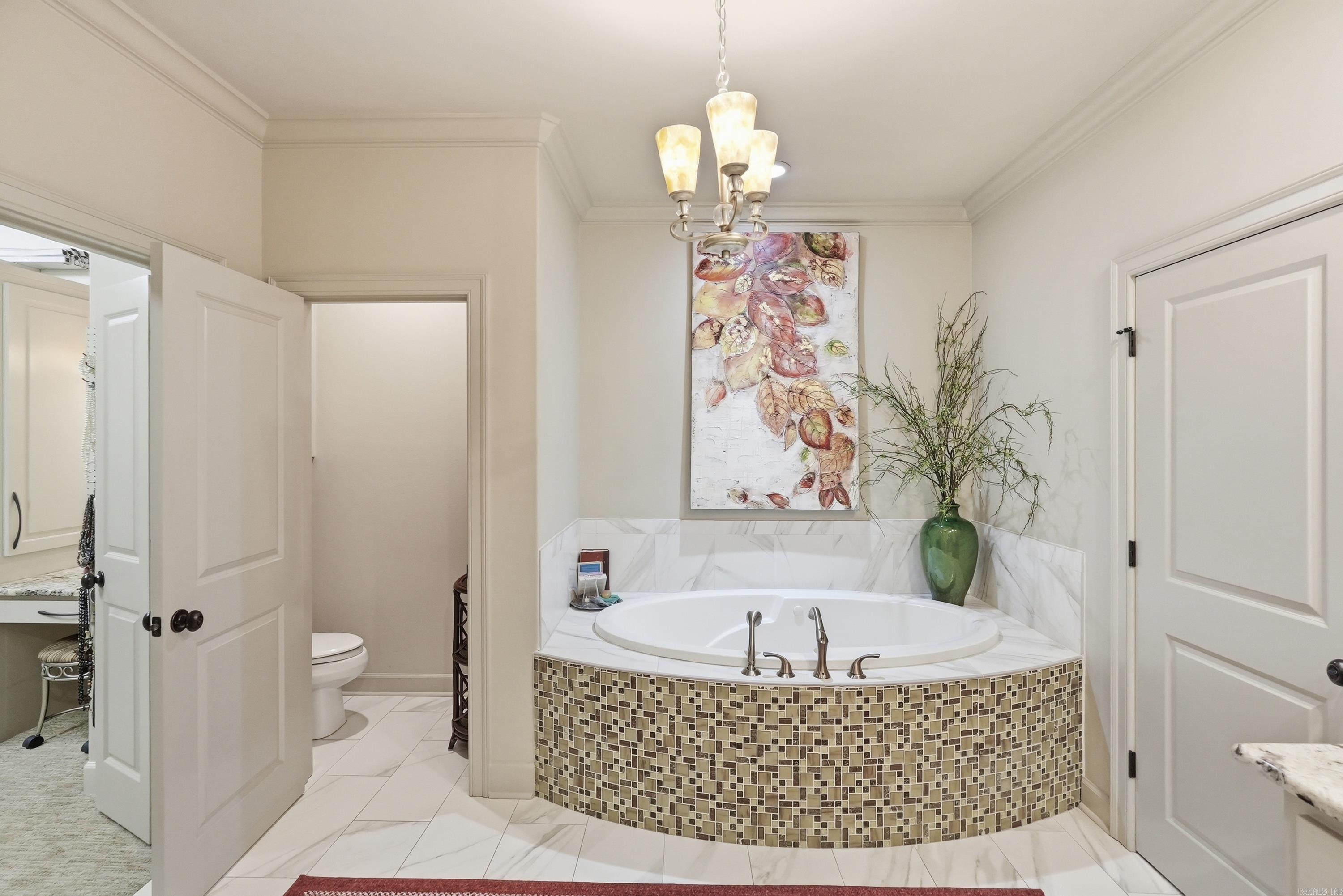 32 Winthrop  Little Rock, AR