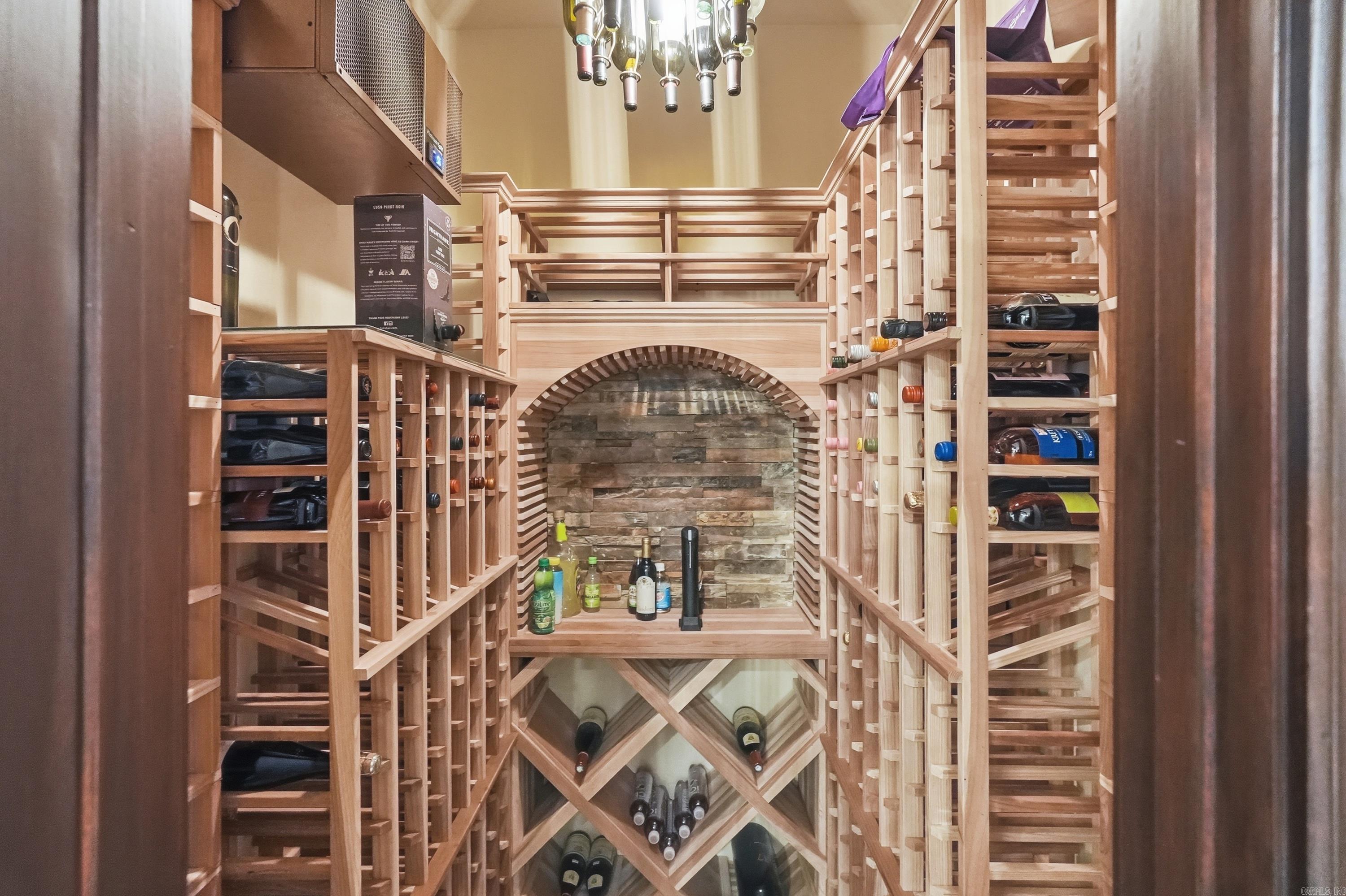 32 Winthrop  Little Rock, AR