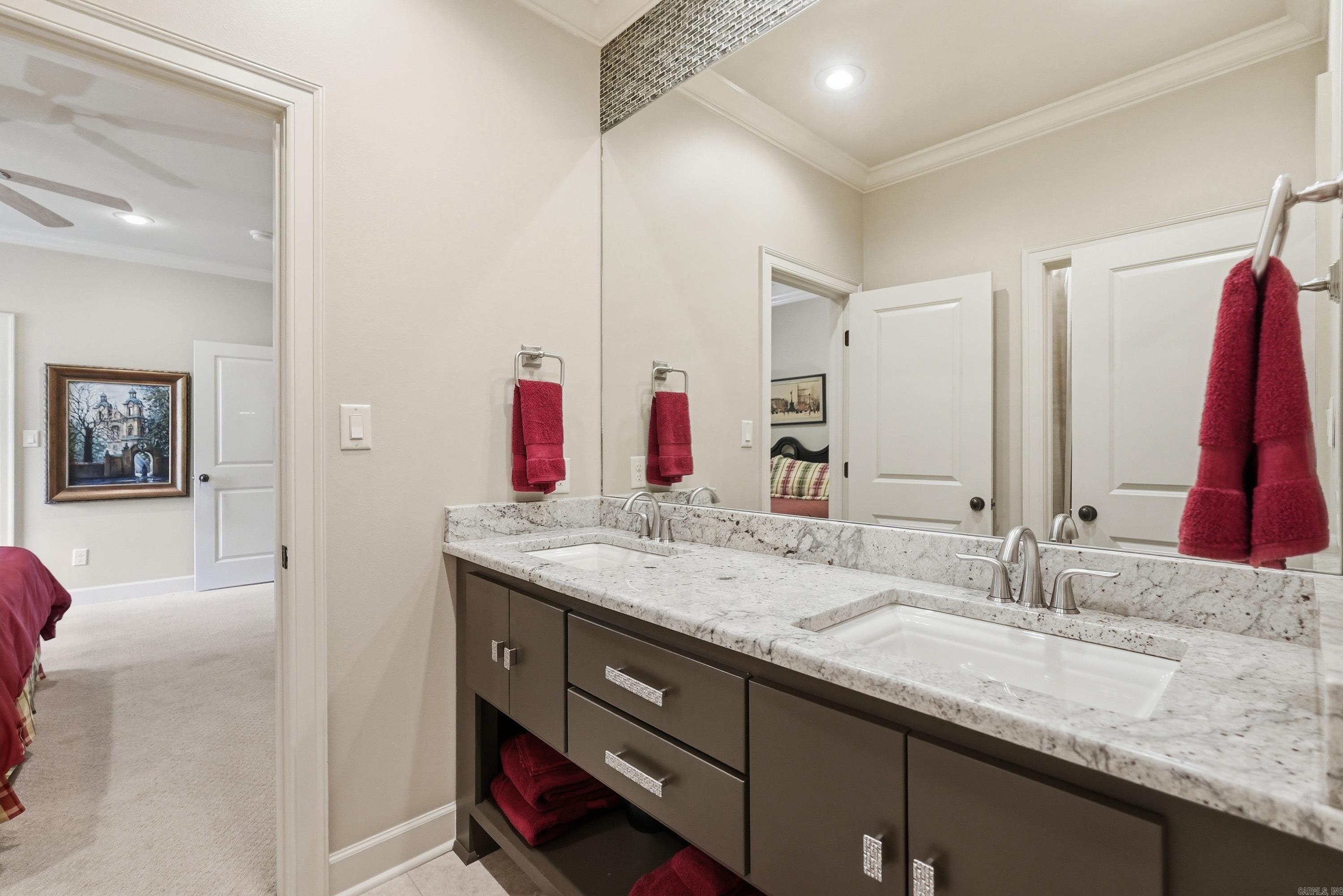 32 Winthrop  Little Rock, AR