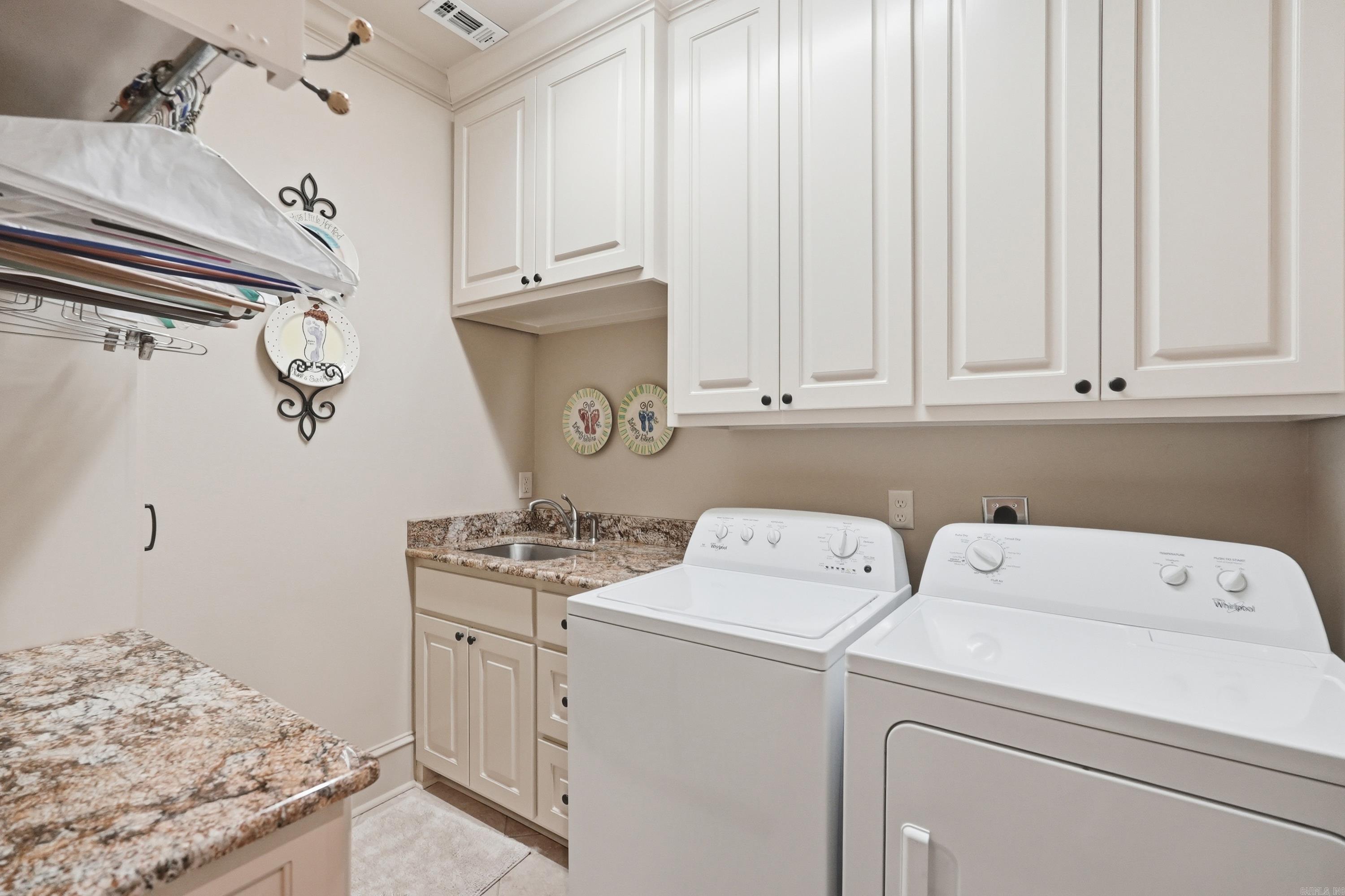 32 Winthrop  Little Rock, AR