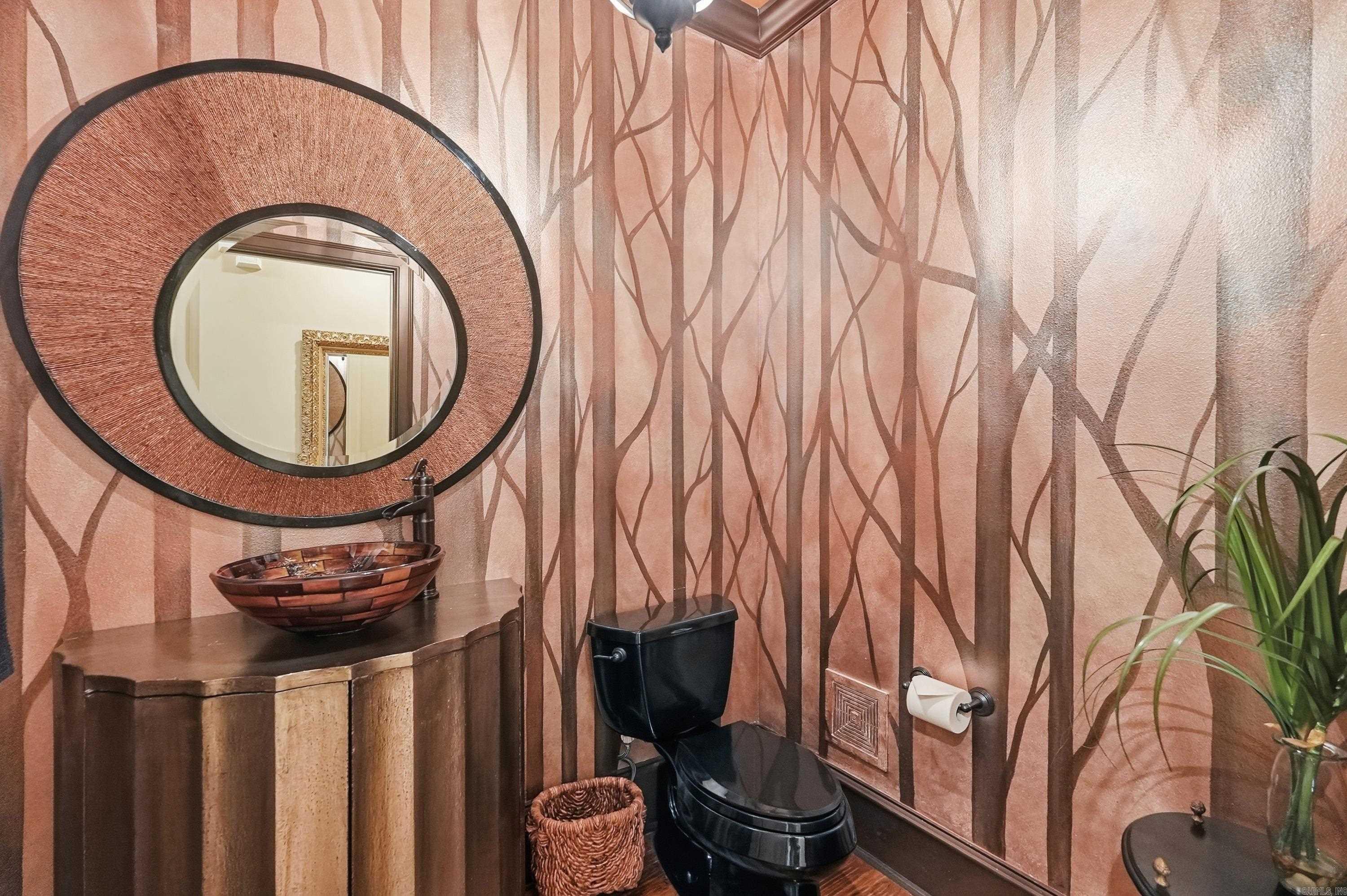 32 Winthrop  Little Rock, AR