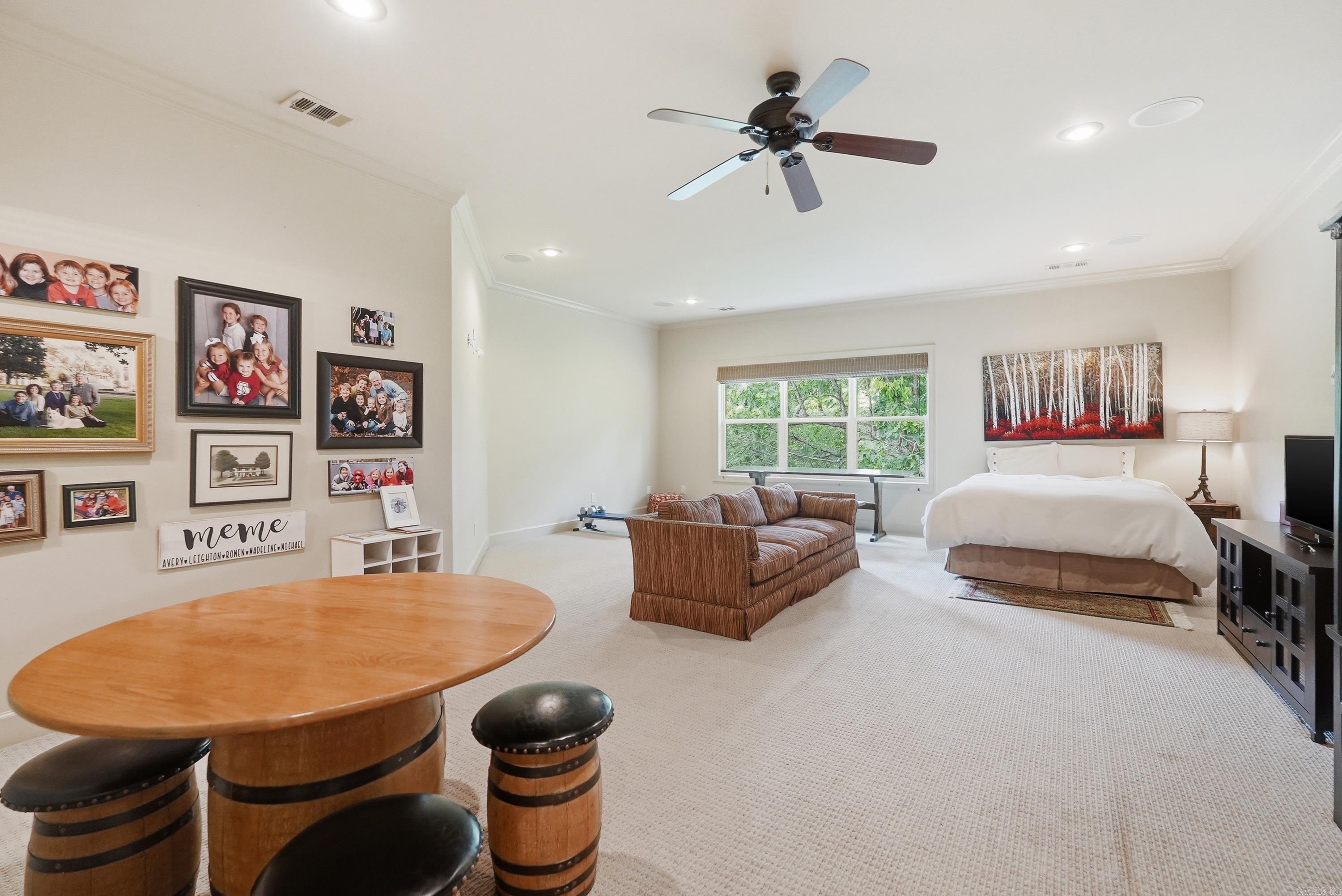 32 Winthrop  Little Rock, AR