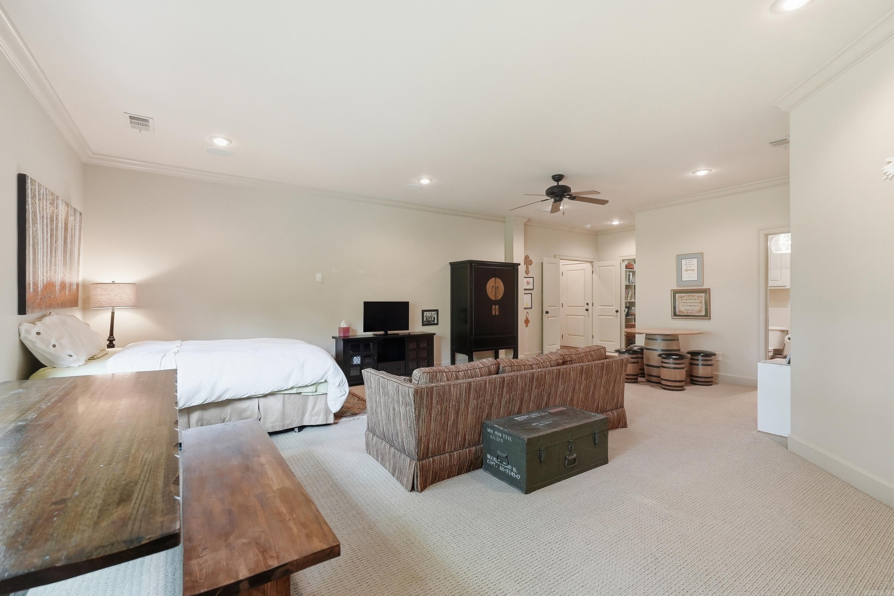 32 Winthrop  Little Rock, AR