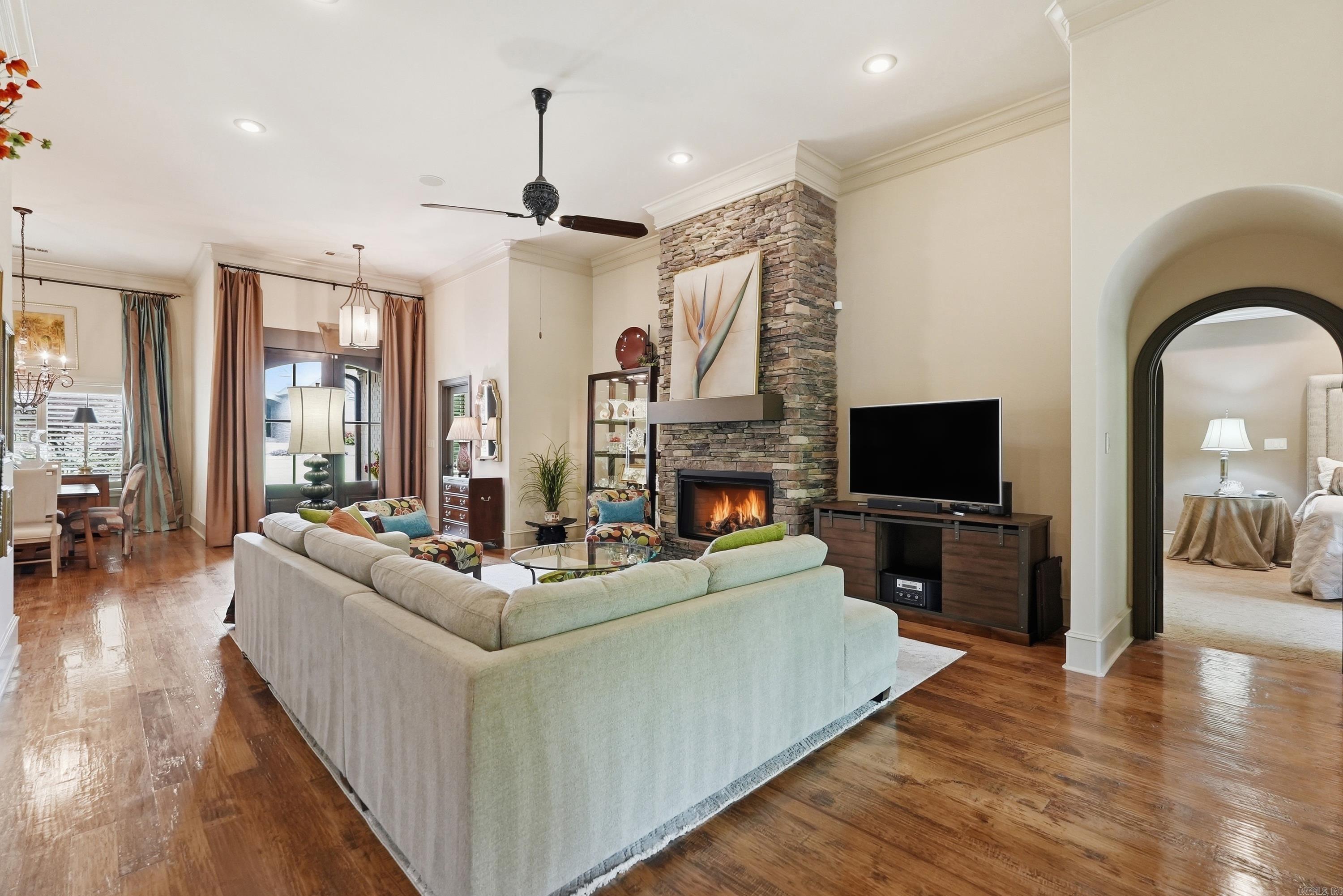 32 Winthrop  Little Rock, AR