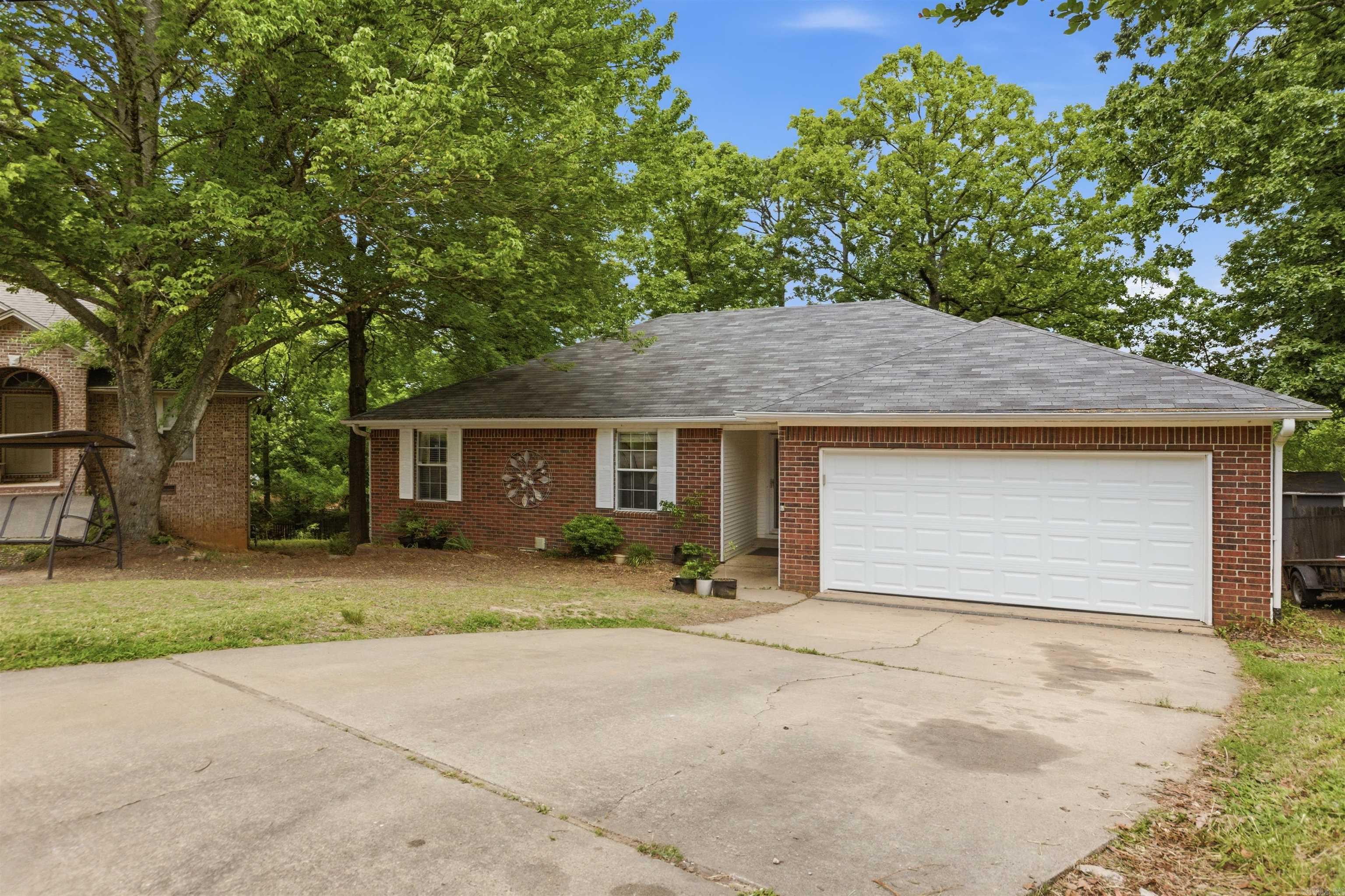 8 Mesa Verde  Maumelle, AR