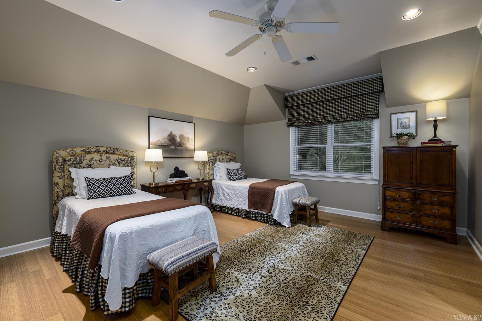 18 St Johns  Little Rock, AR