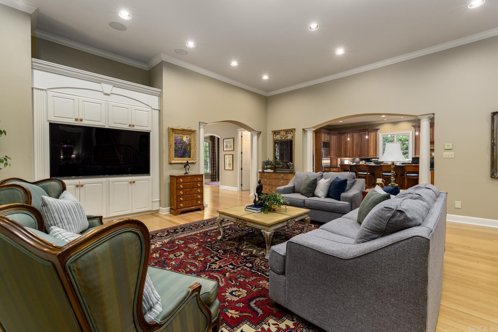 18 St Johns  Little Rock, AR