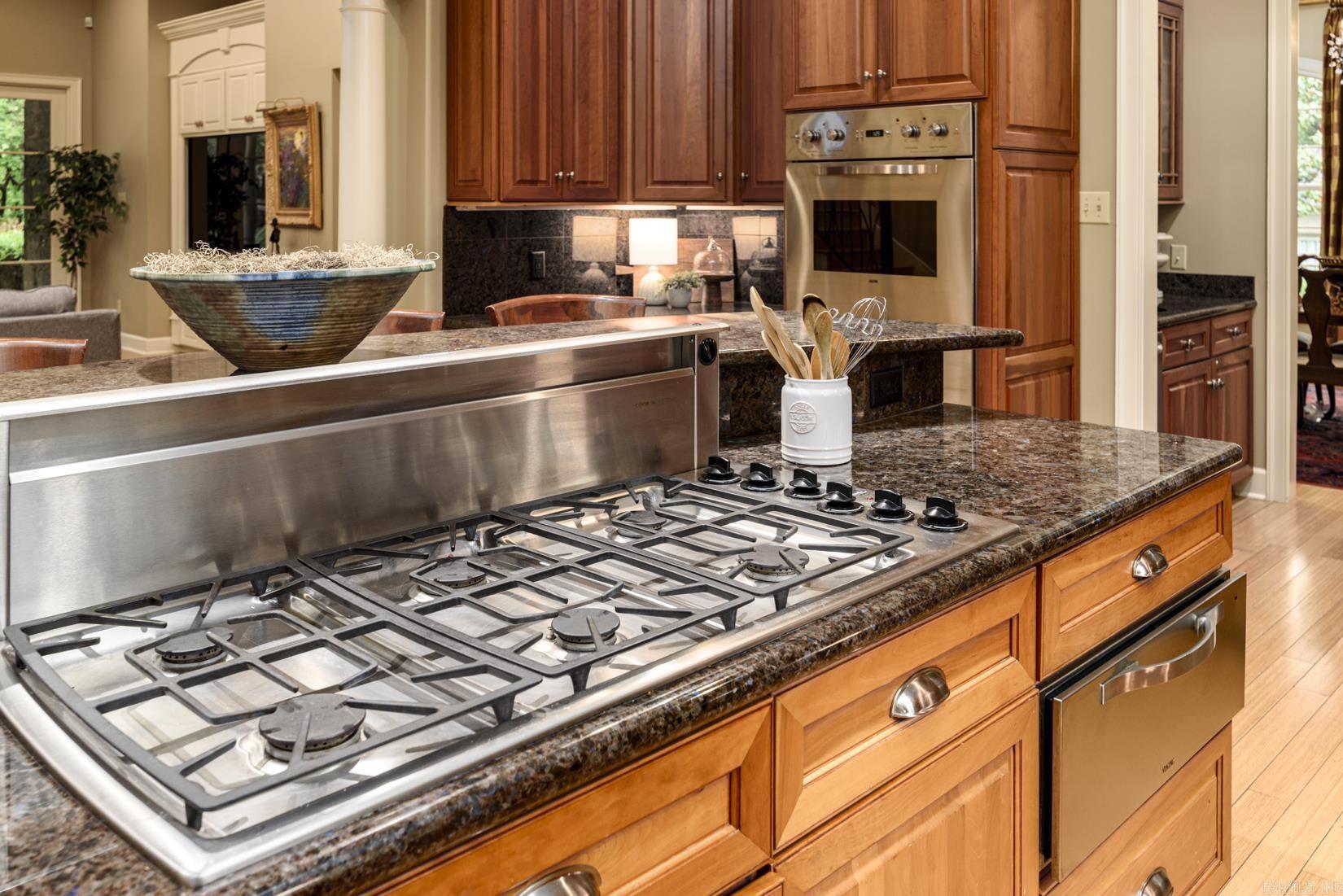 18 St Johns  Little Rock, AR