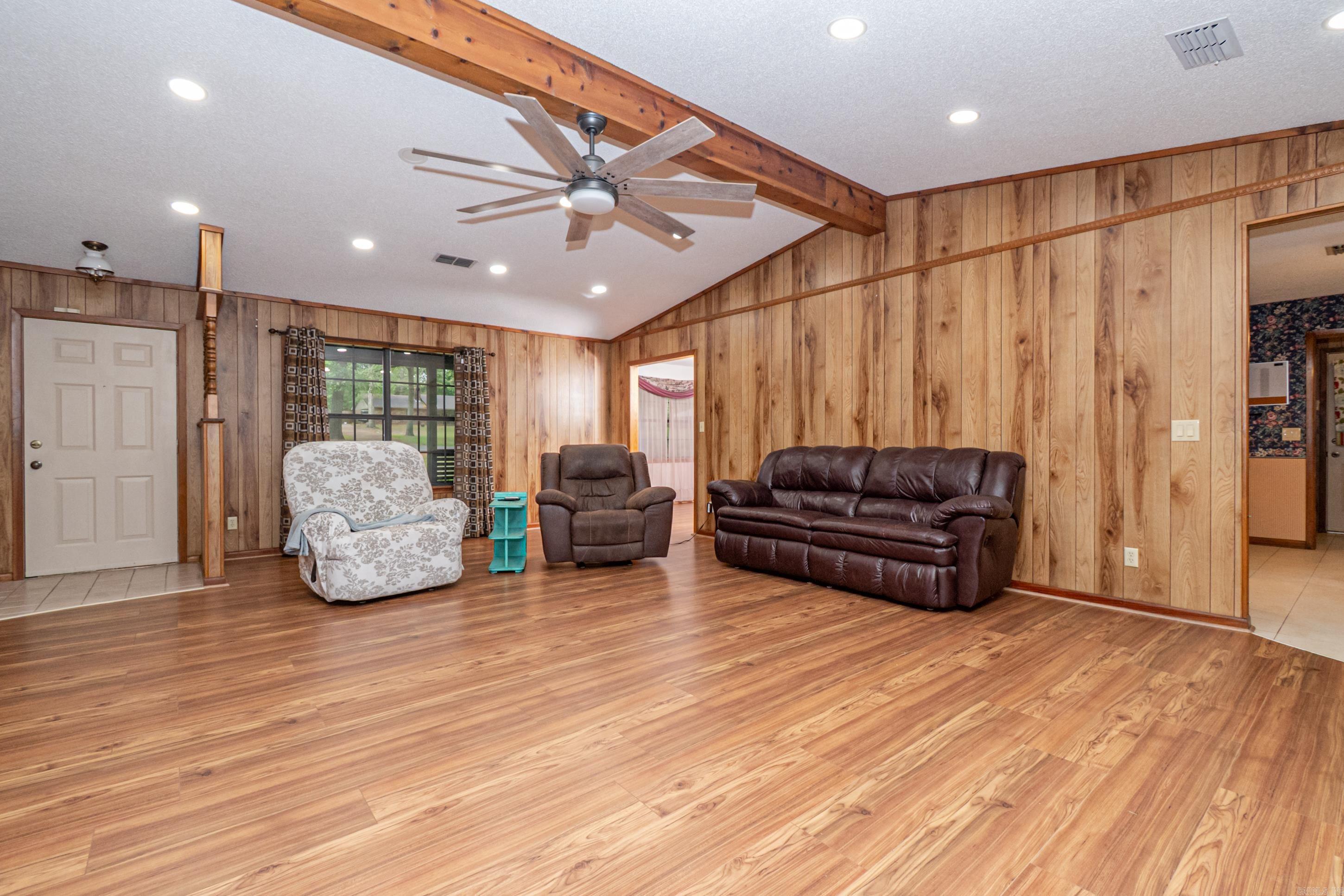 322 Evans Dr  El Dorado, AR