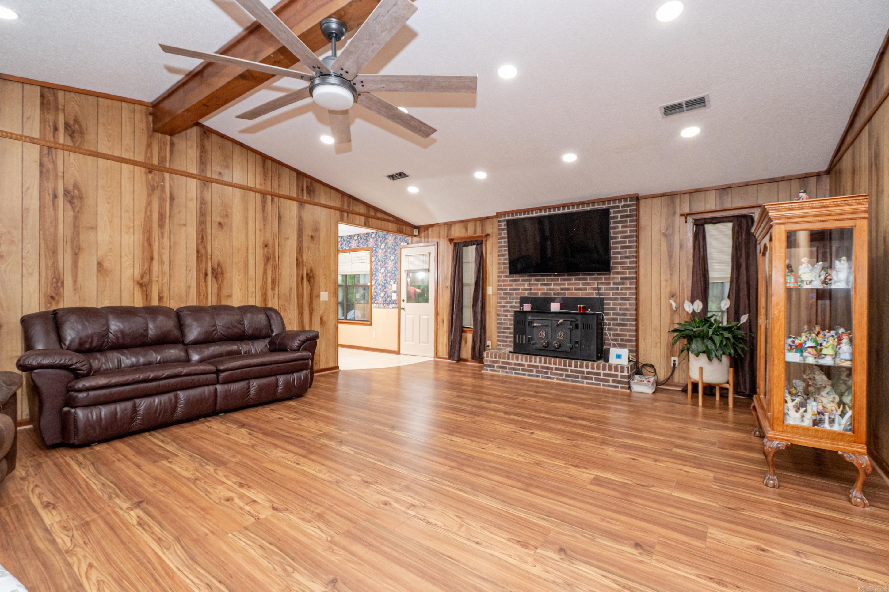 322 Evans Dr  El Dorado, AR