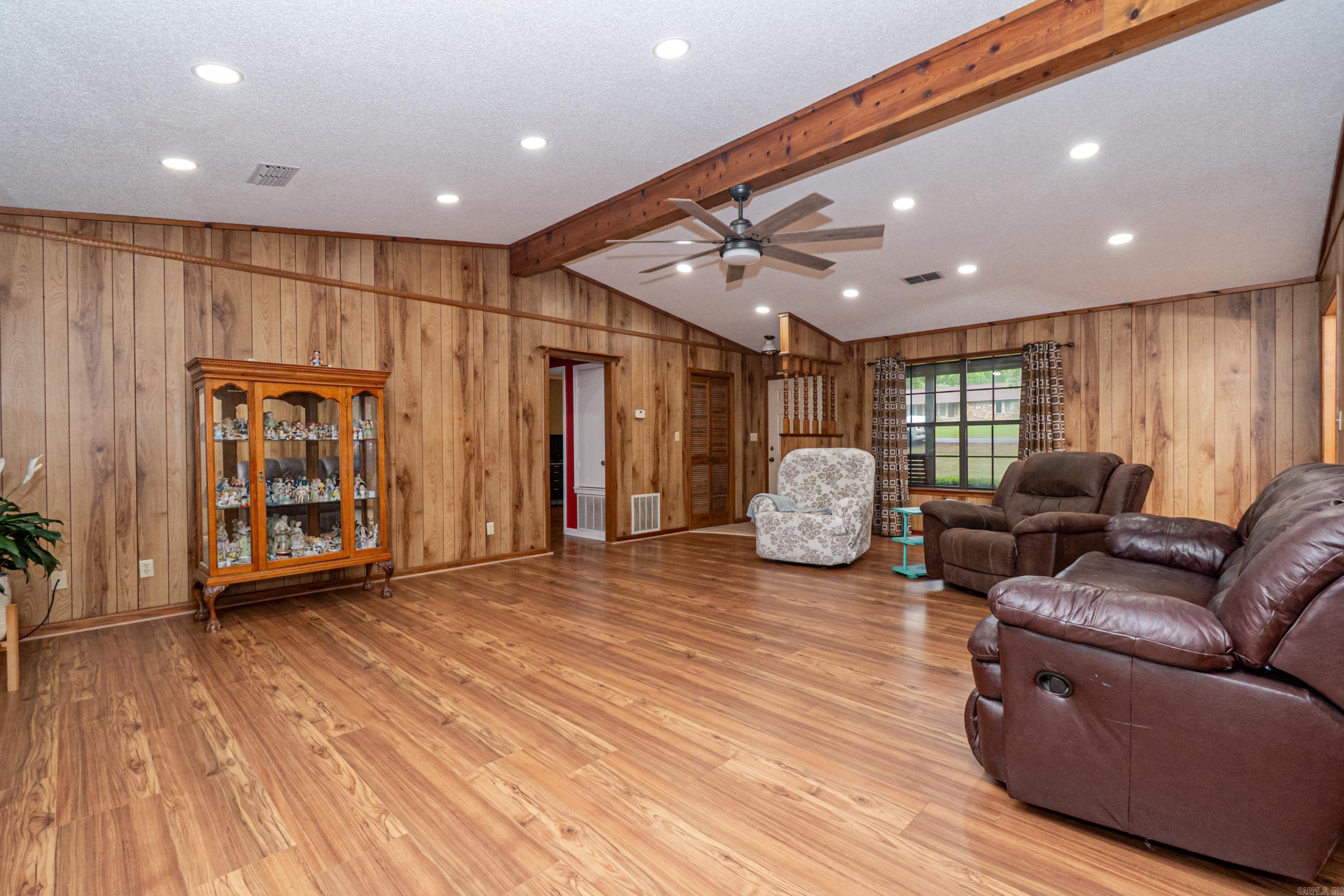 322 Evans Dr  El Dorado, AR