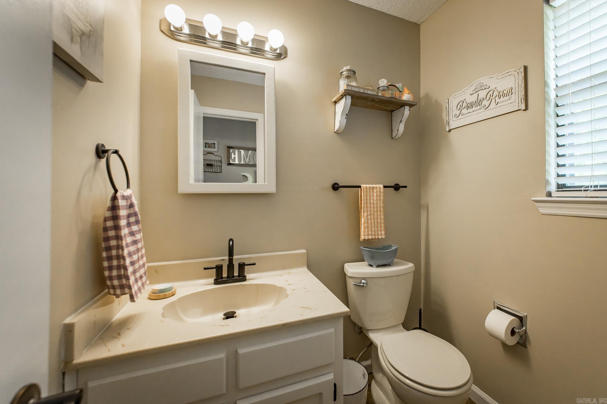 5604 N Hills Boulevard North Little Rock, AR 72116