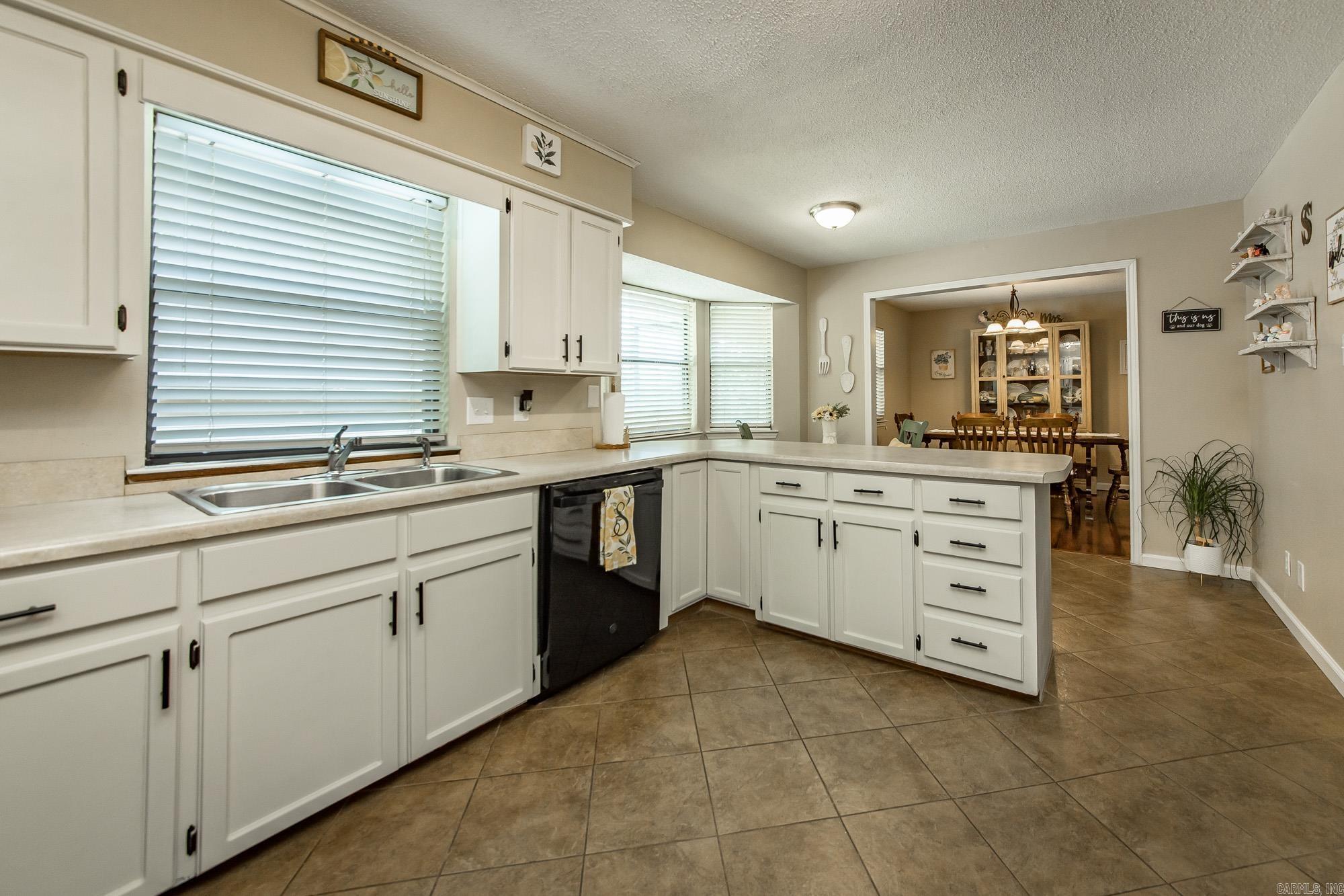 5604 N Hills Boulevard North Little Rock, AR 72116