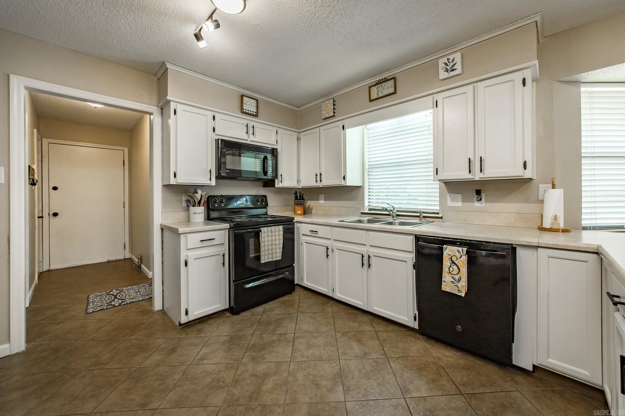 5604 N Hills Boulevard North Little Rock, AR 72116