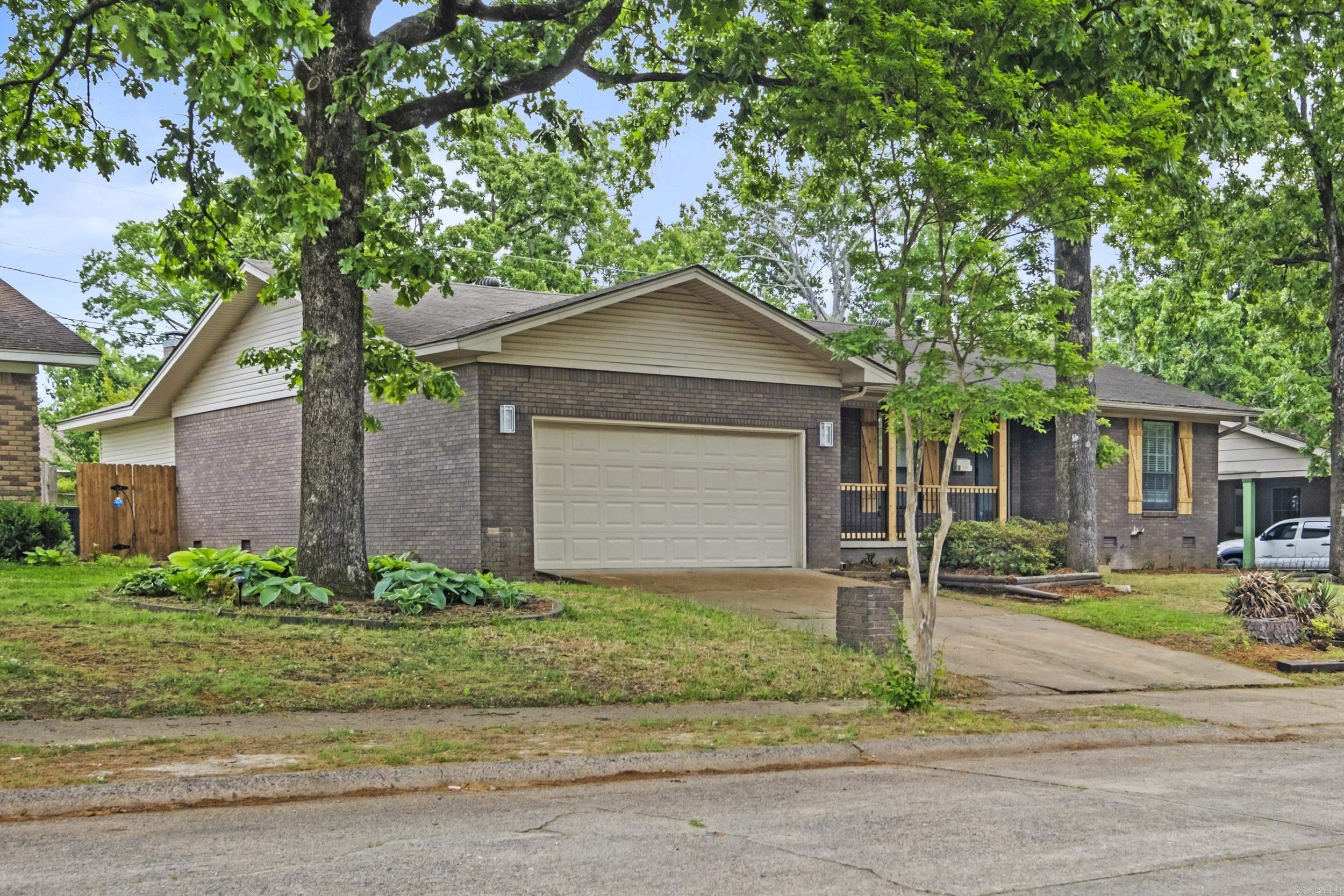 5200 Hampton  North Little Rock, AR