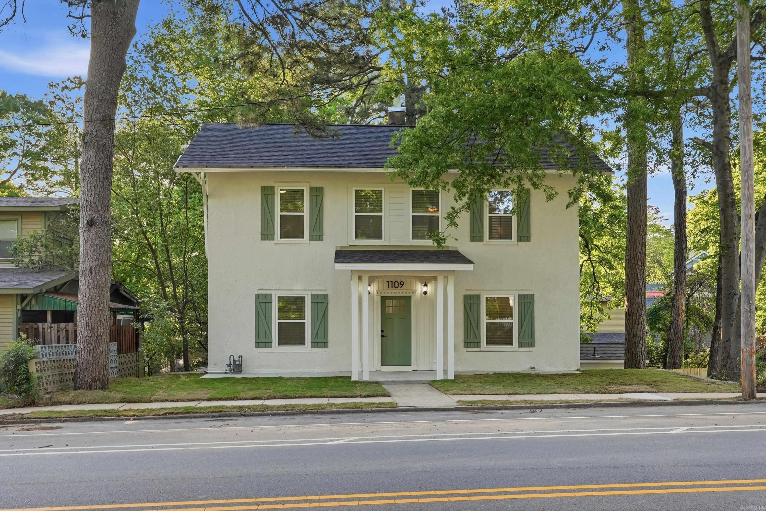 1109 Kavanaugh Blvd  Little Rock, AR