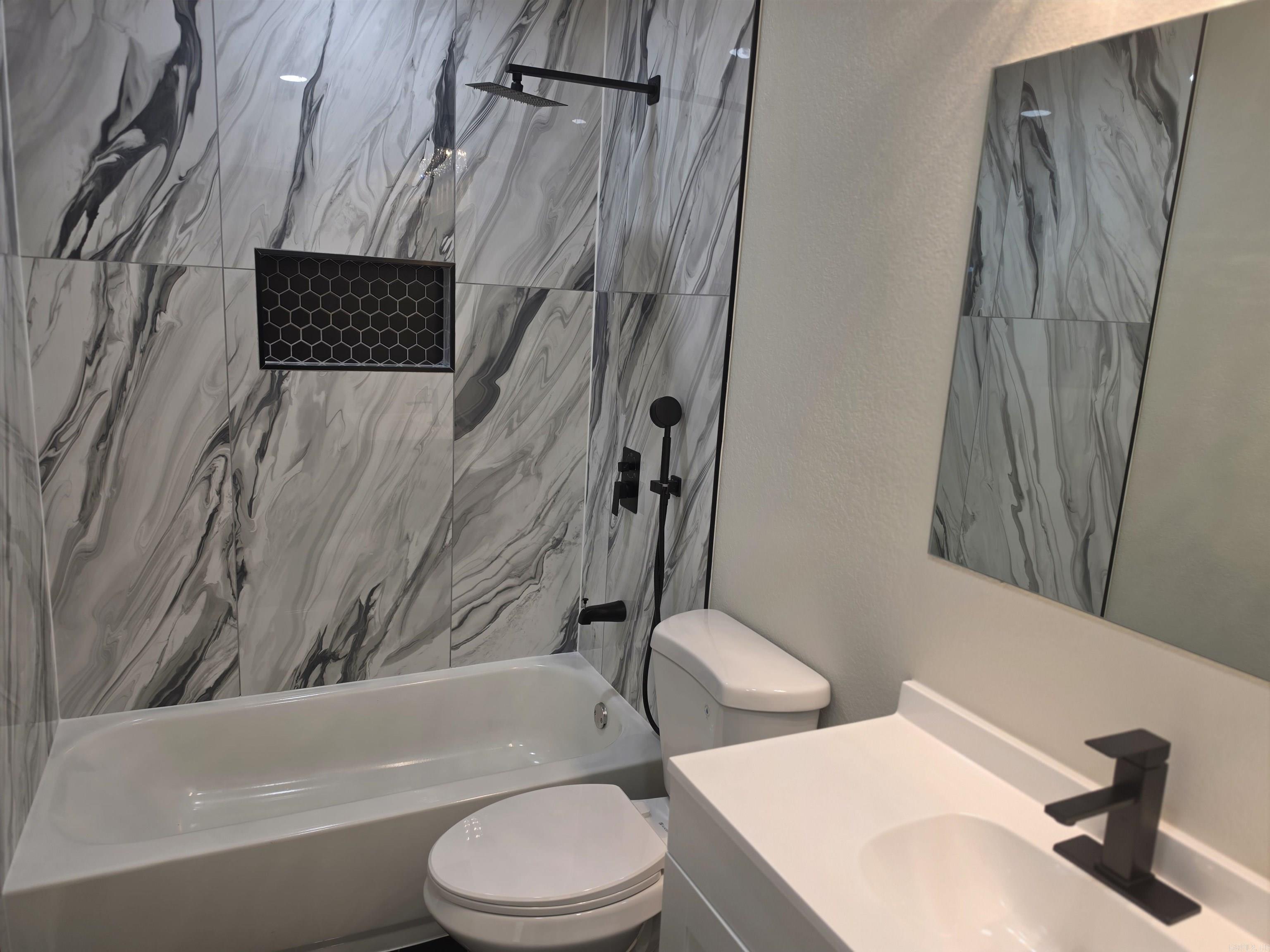 1 Belmar Dr  Little Rock, AR