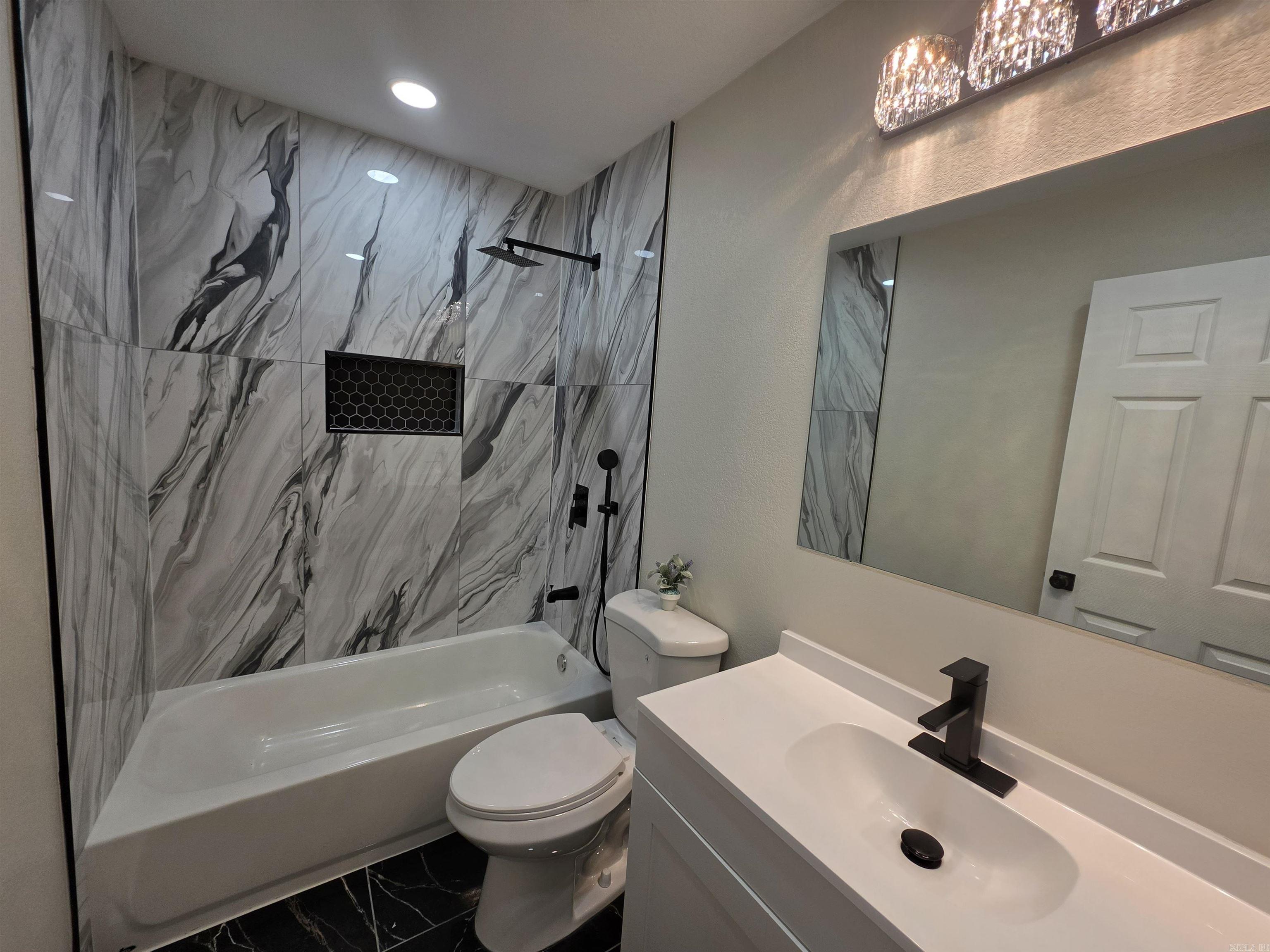 1 Belmar Dr Little Rock, AR 72209