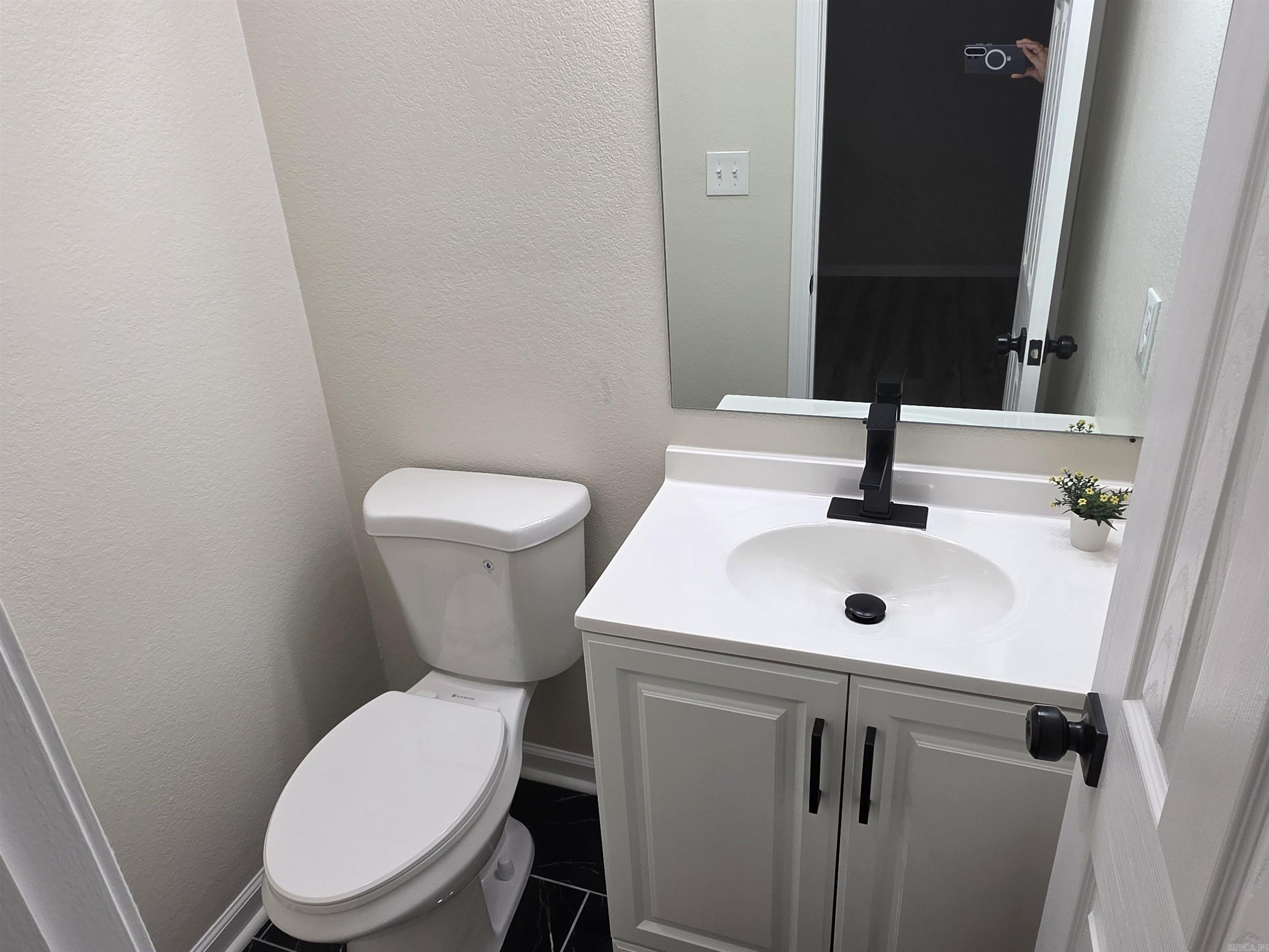 1 Belmar Dr Little Rock, AR 72209