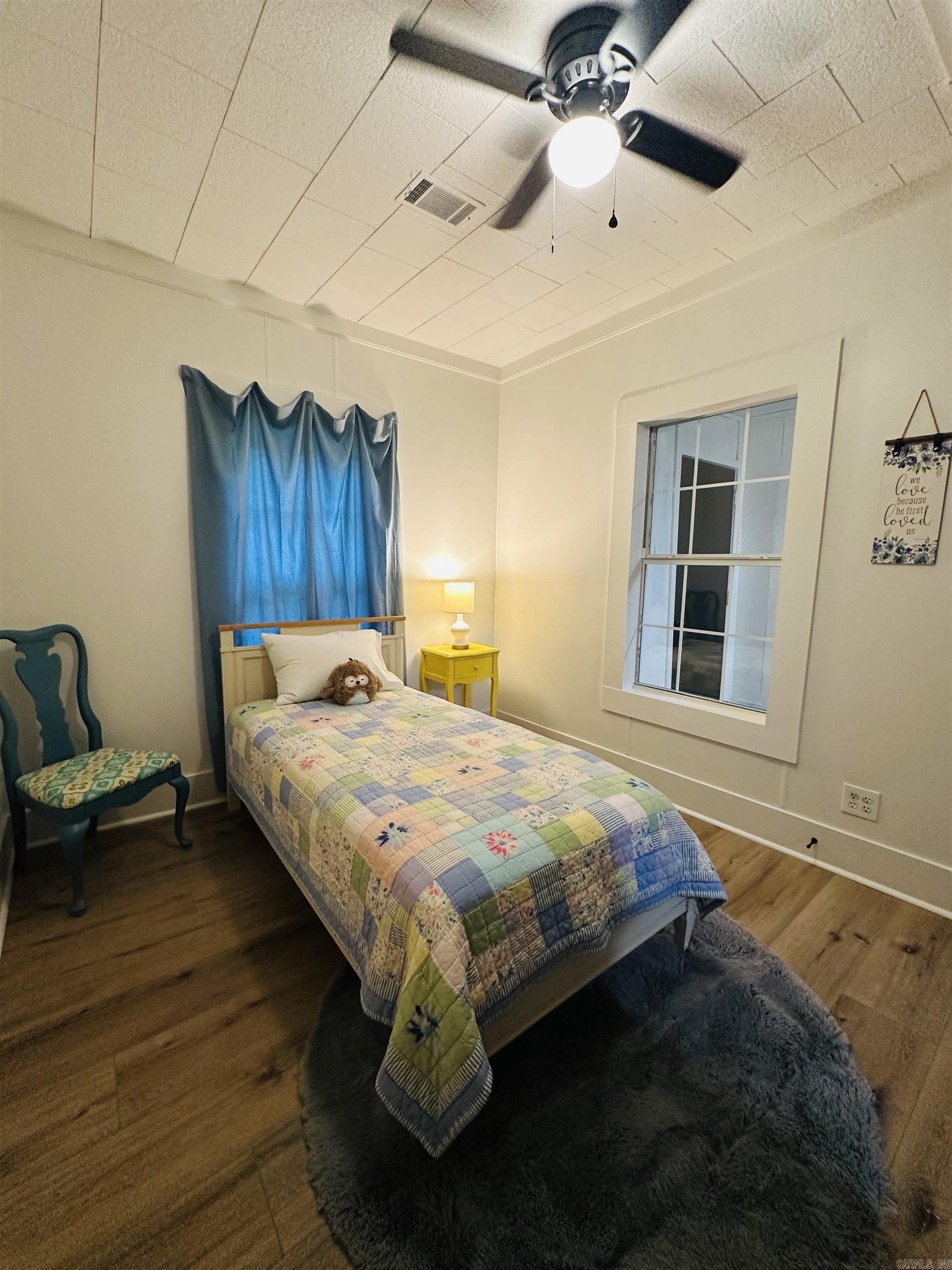 1828 Johnston  Conway, AR