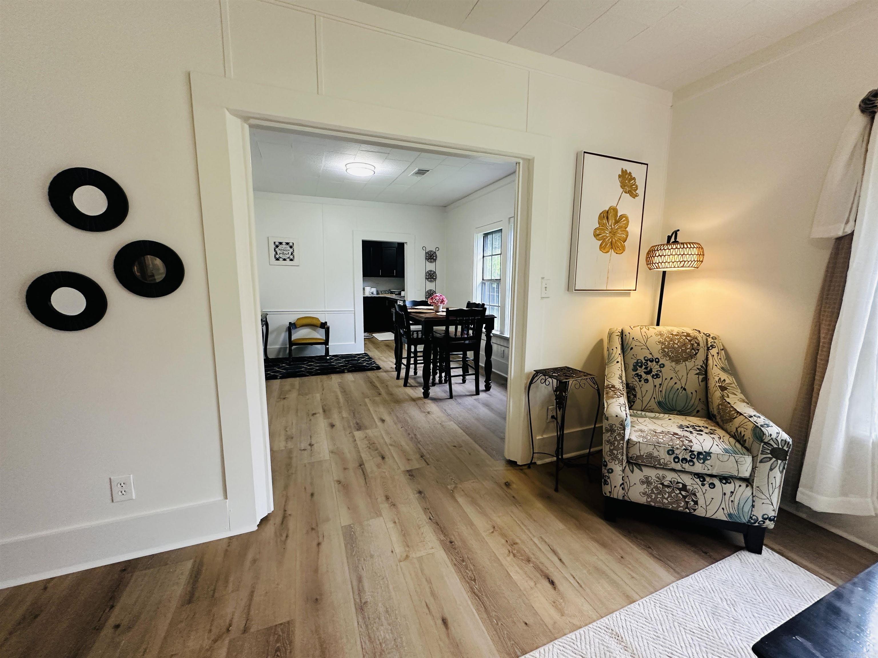 1828 Johnston  Conway, AR