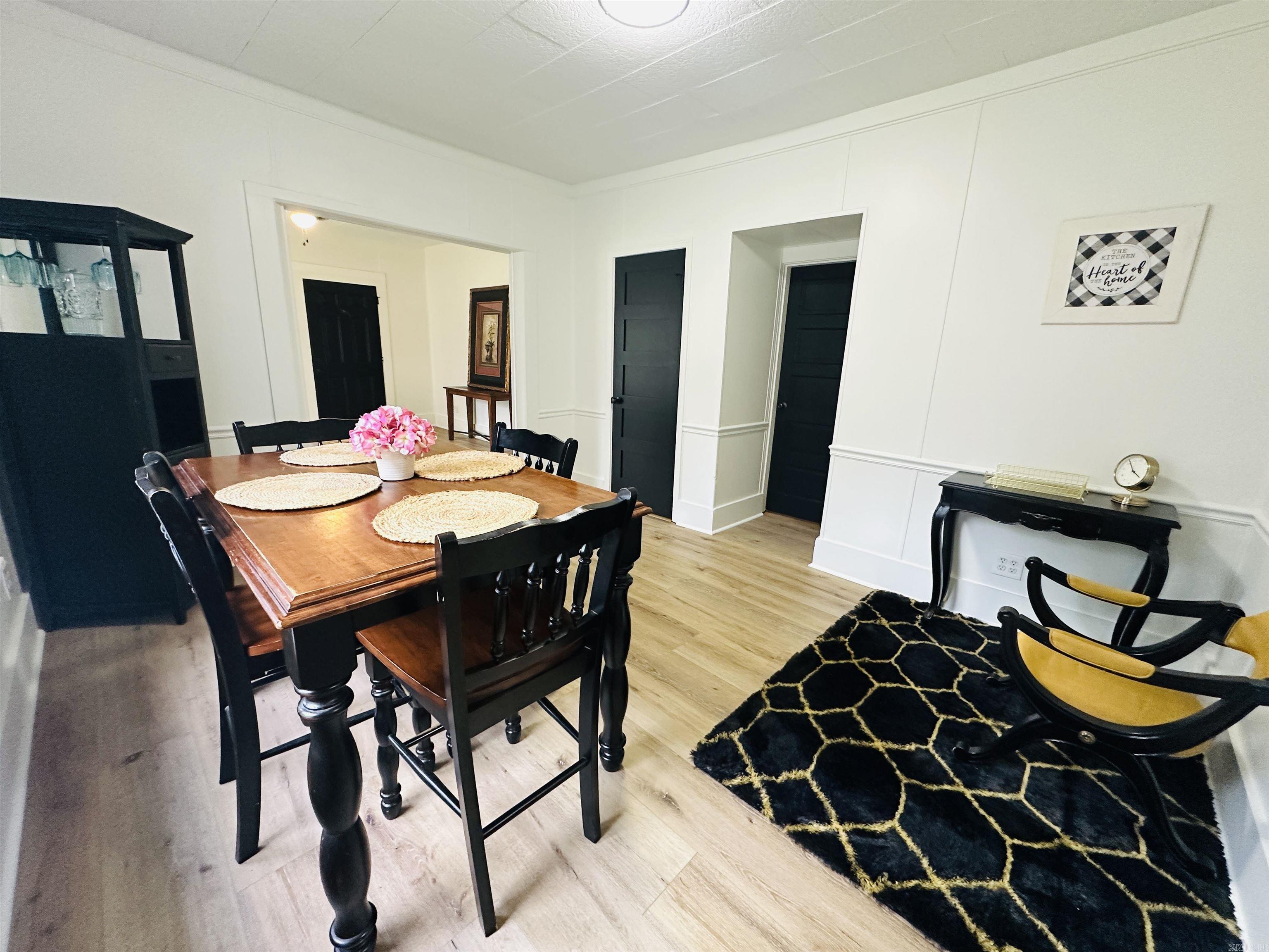 1828 Johnston  Conway, AR